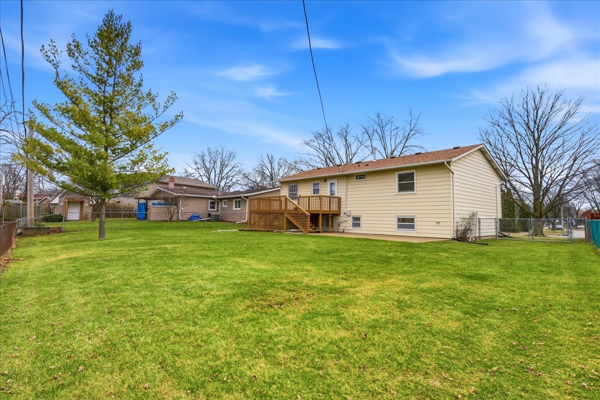 1022 White Bridge Lane