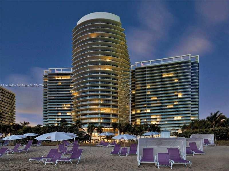 9705 Collins Ave # 1904N