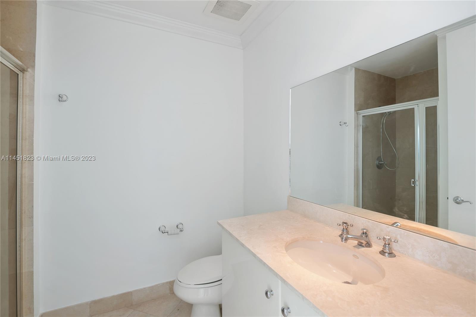 100 S Pointe Dr # 2902