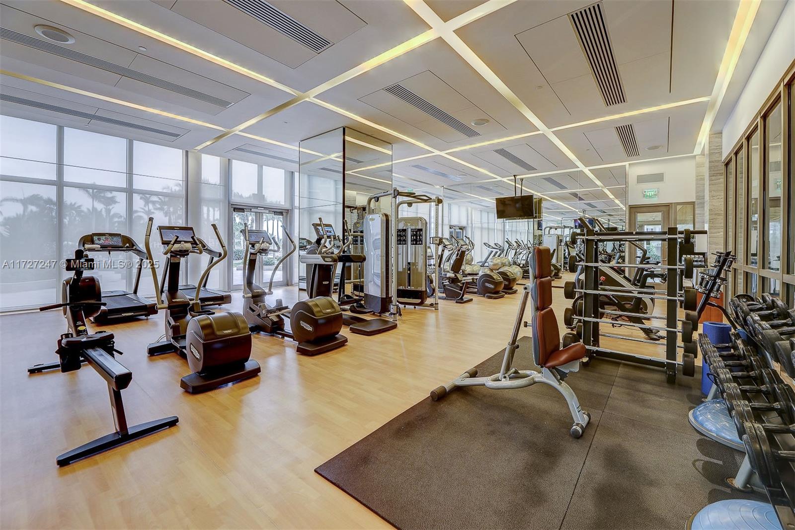 9701 Collins Ave # 405S