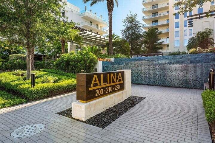 220 SE Mizner Boulevard 424