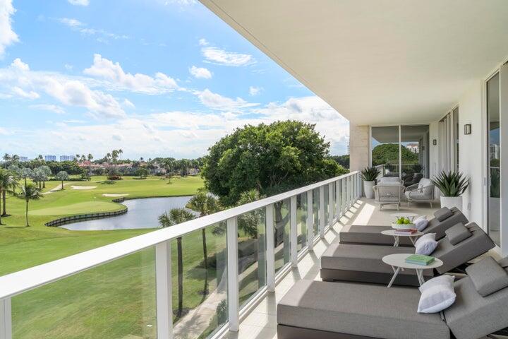 220 SE Mizner Boulevard 424