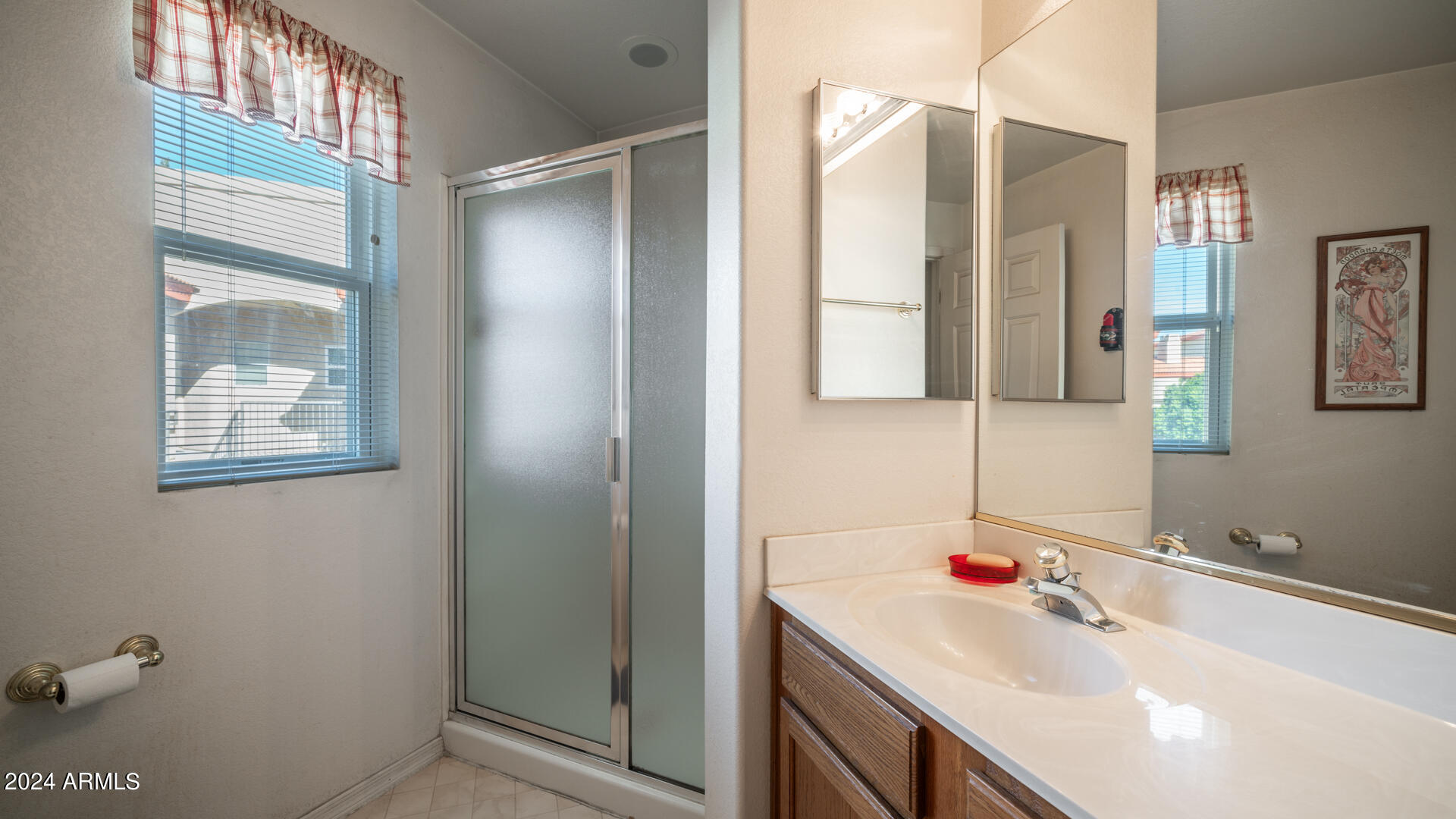 10410 N CAVE CREEK Road, 2036