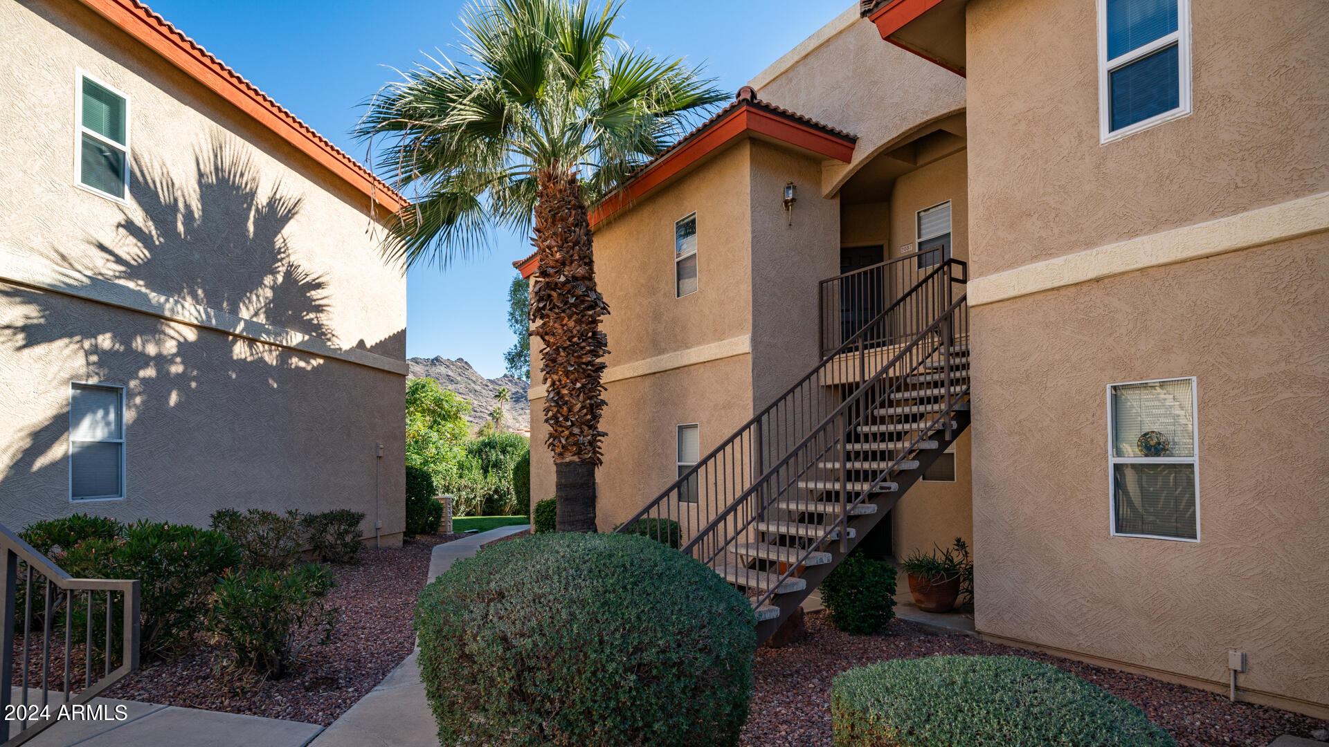 10410 N CAVE CREEK Road, 2036