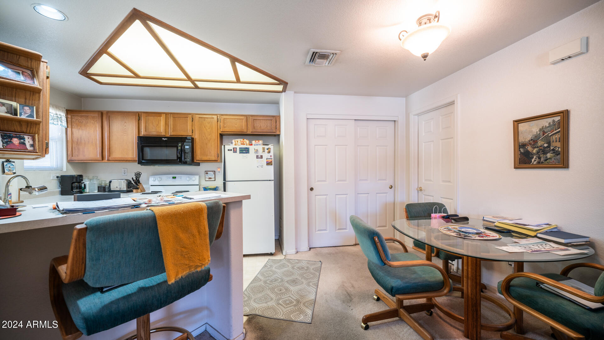 10410 N CAVE CREEK Road, 2036