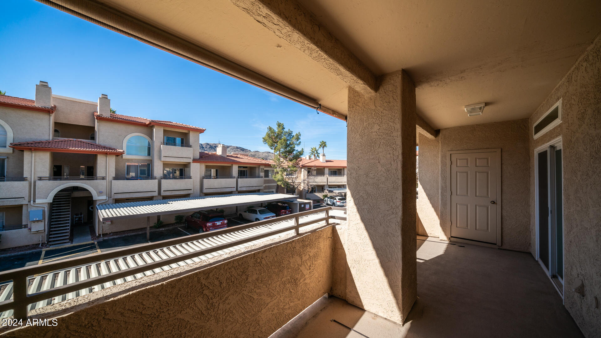 10410 N CAVE CREEK Road, 2036