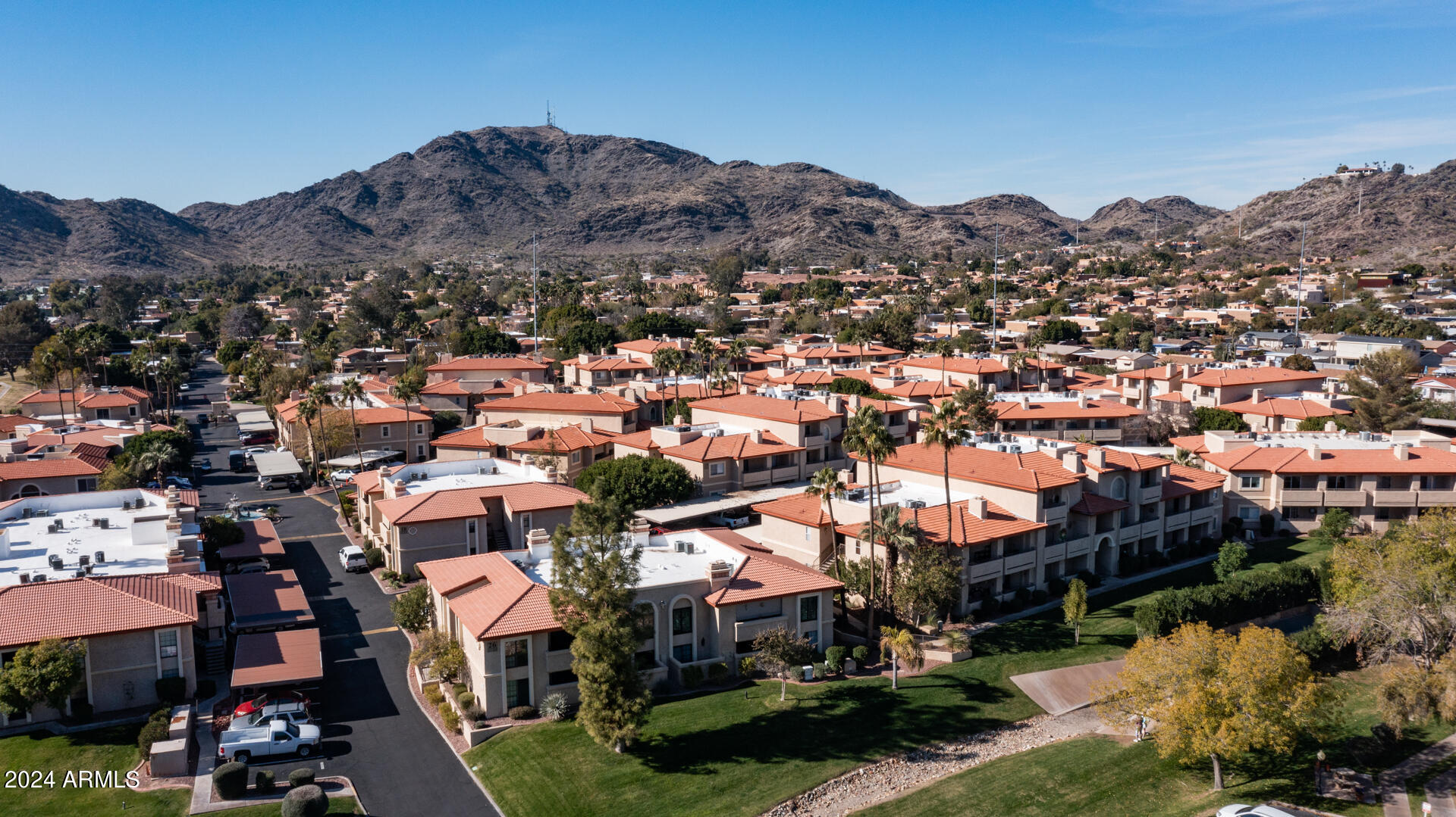 10410 N CAVE CREEK Road, 1038