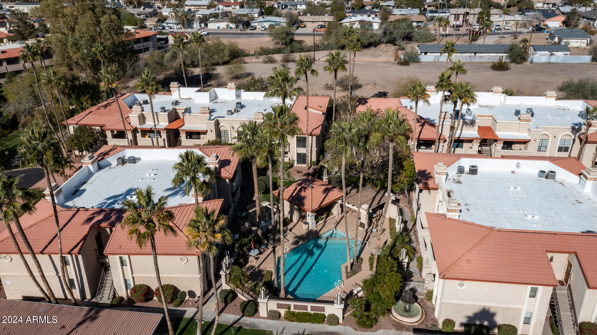 10410 N CAVE CREEK Road, 1038