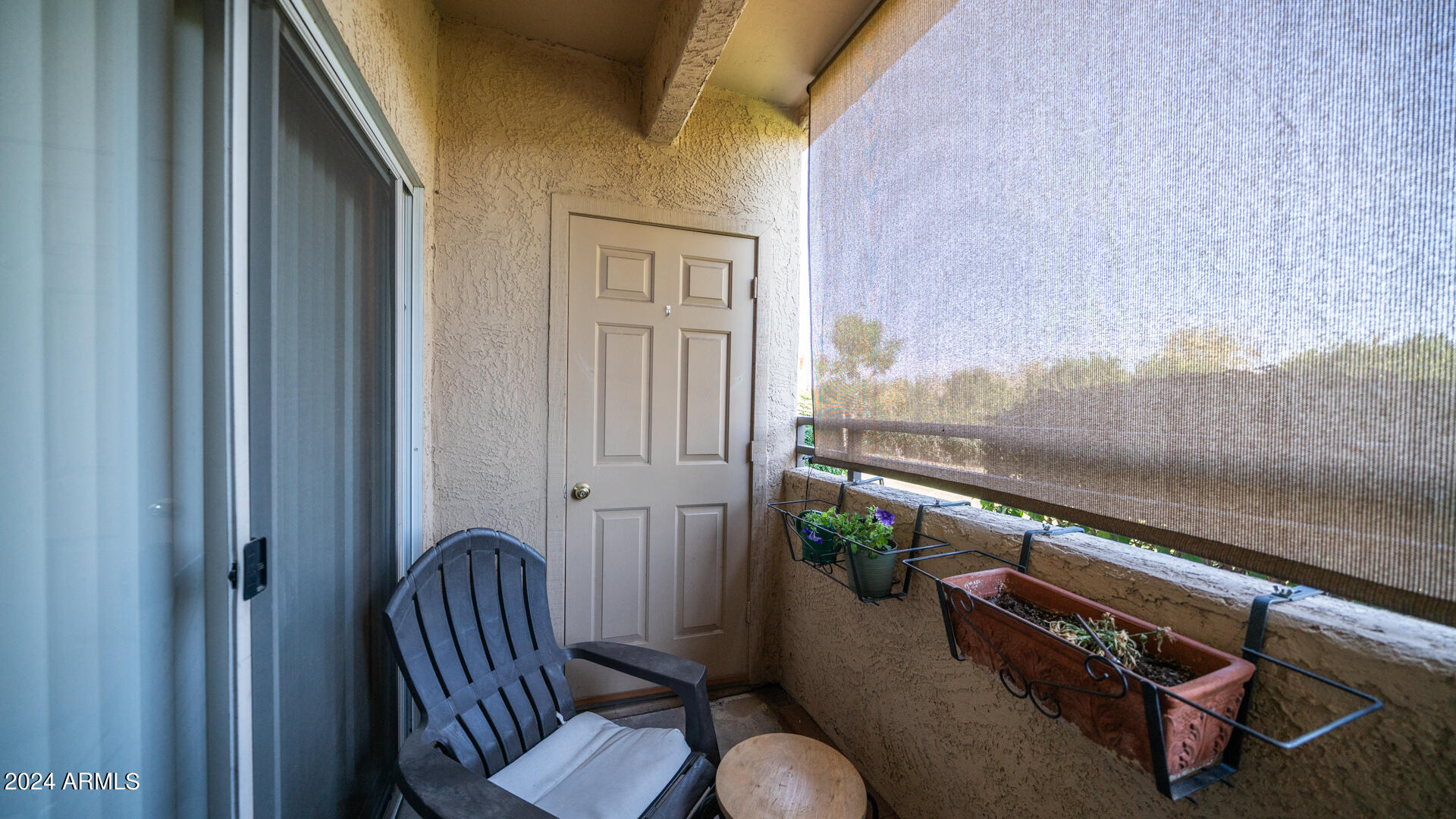 10410 N CAVE CREEK Road, 1038