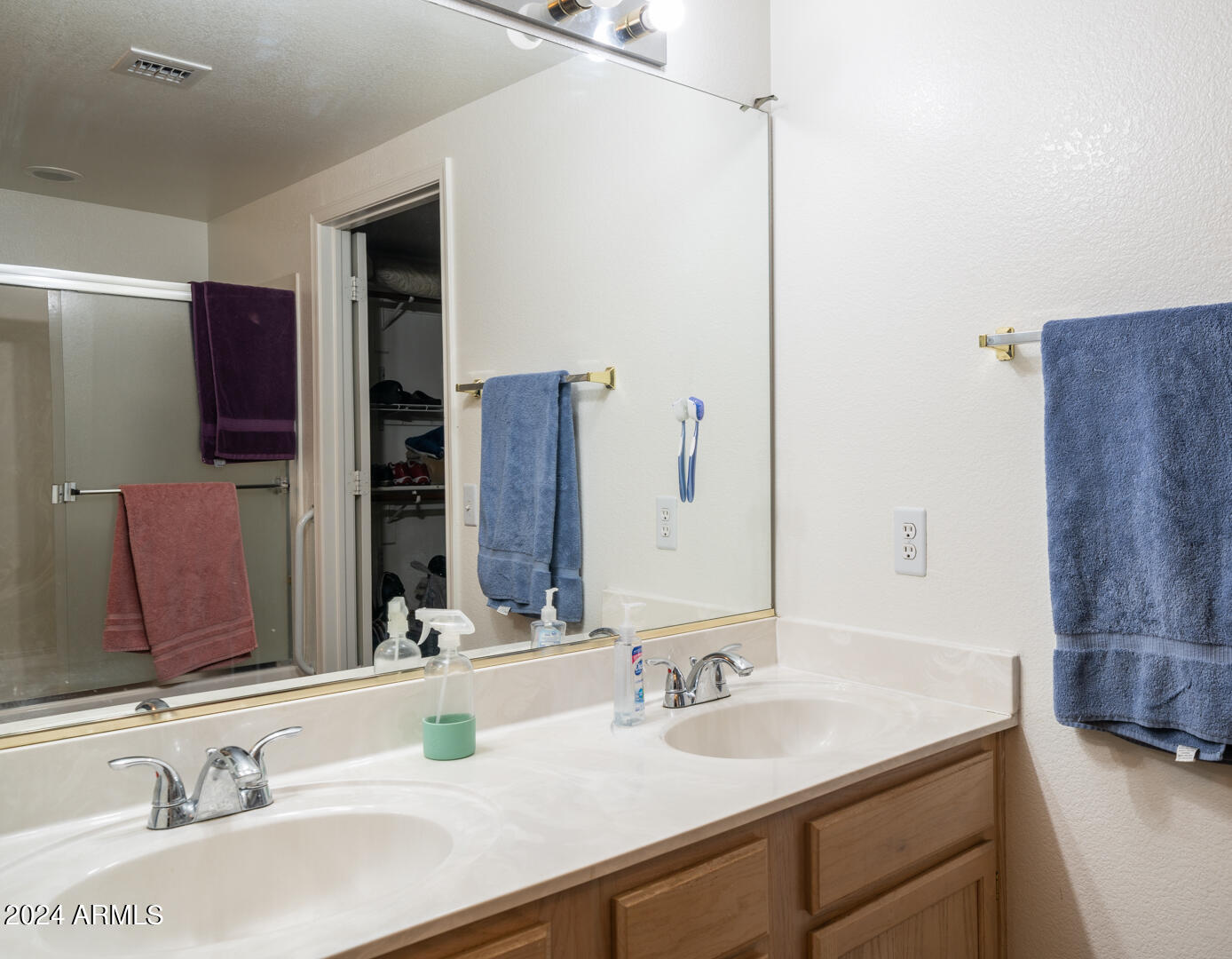 10410 N CAVE CREEK Road, 1038