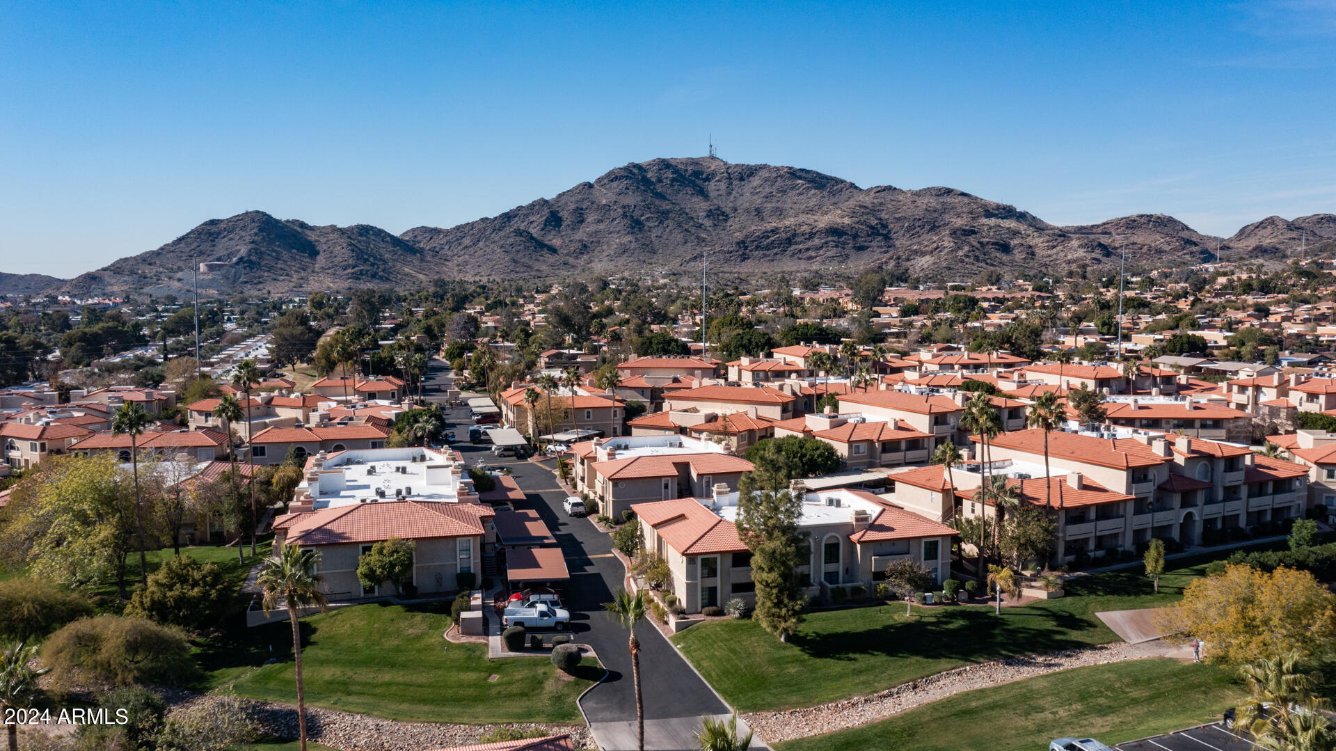 10410 N CAVE CREEK Road, 1038