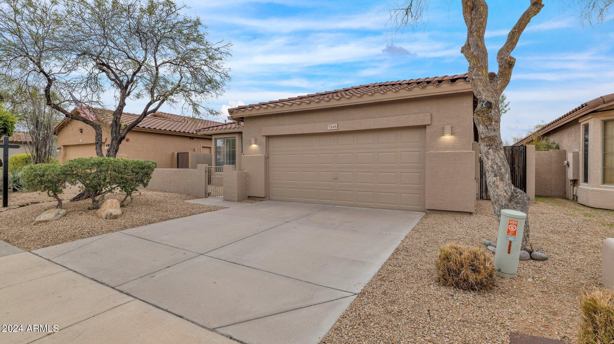 7245 E DESERT VISTA Road