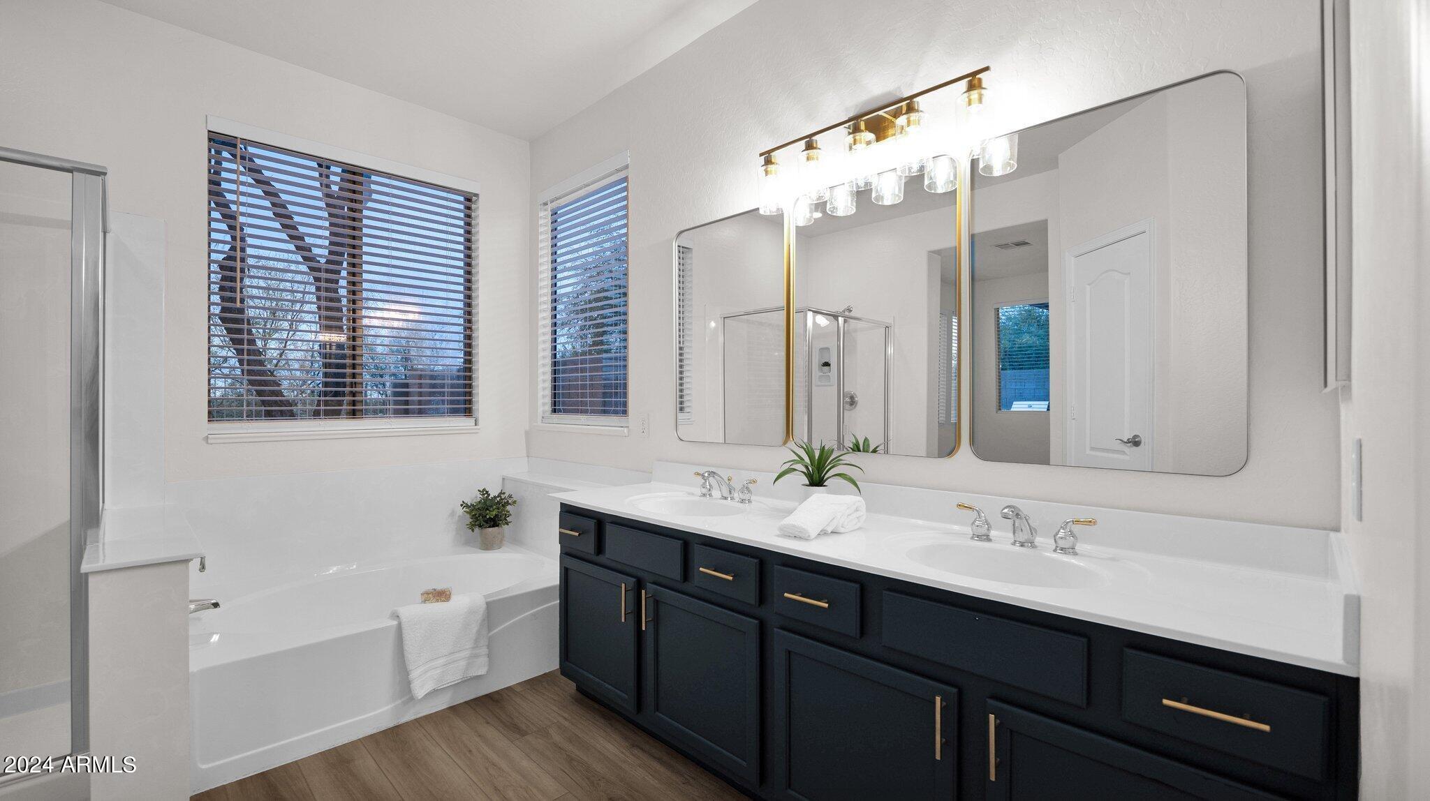 7245 E DESERT VISTA Road