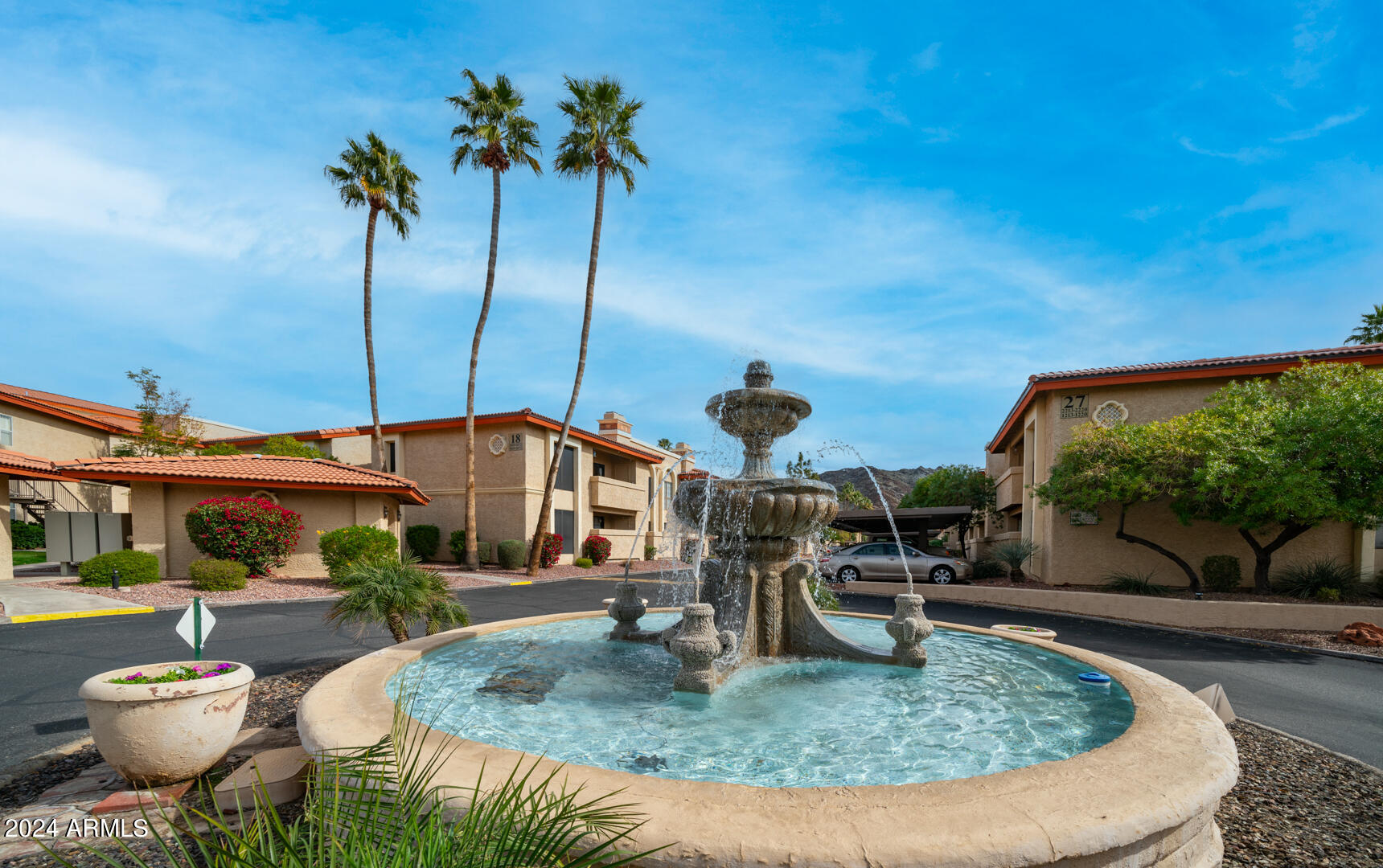 10410 N CAVE CREEK Road, 1114