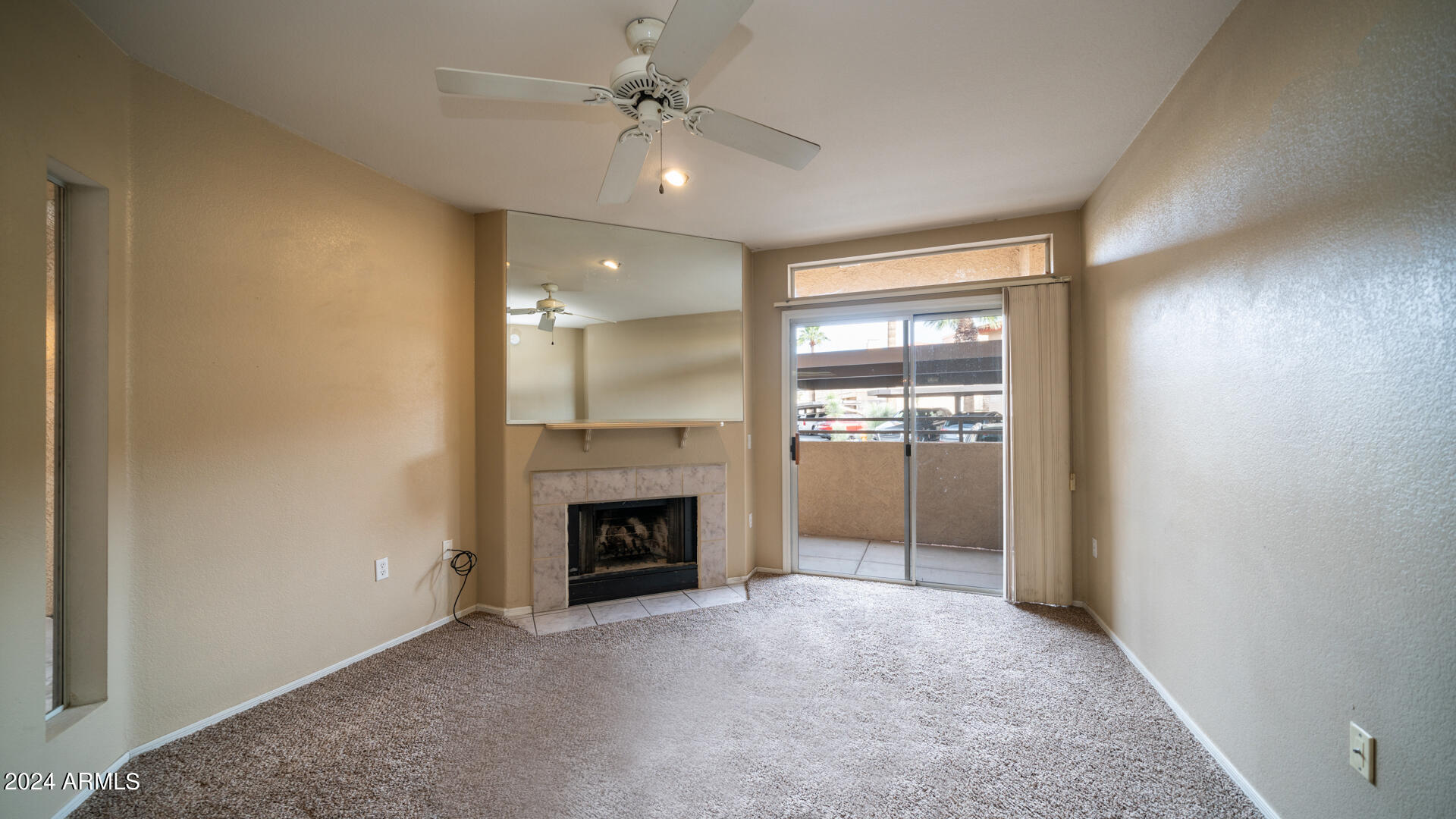 10410 N CAVE CREEK Road, 1114