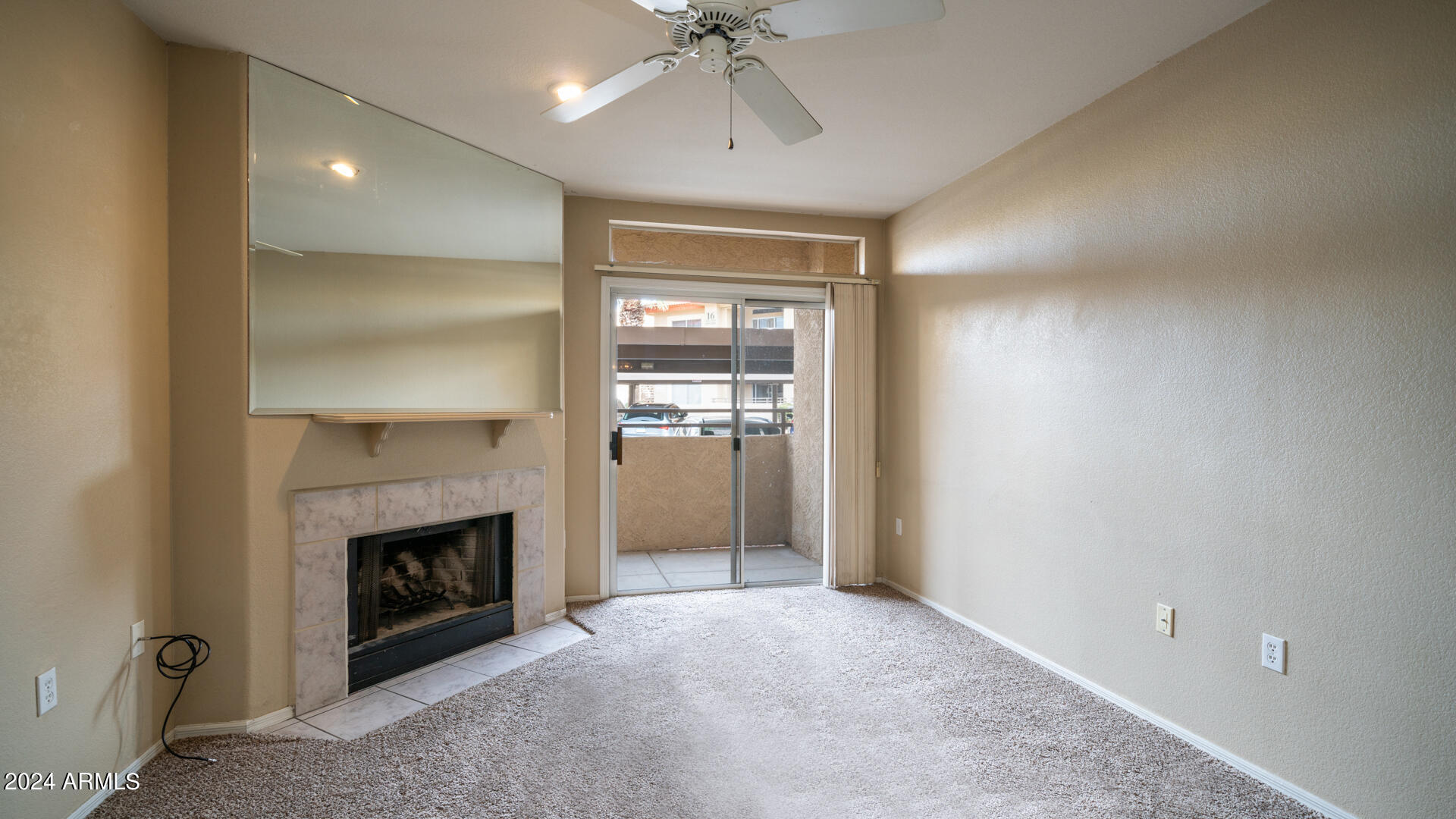 10410 N CAVE CREEK Road, 1114