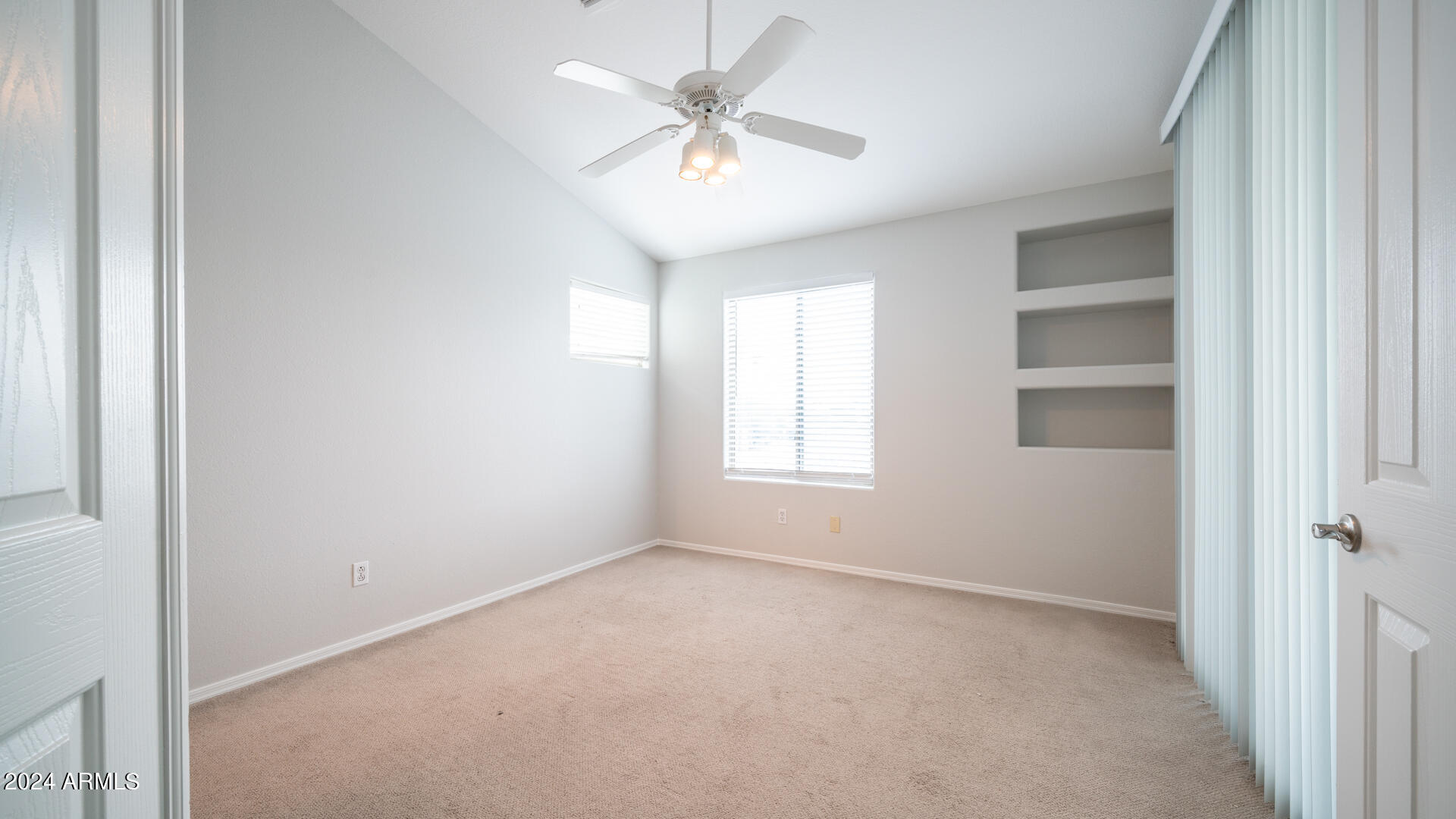 7580 E EARLL Drive, 84