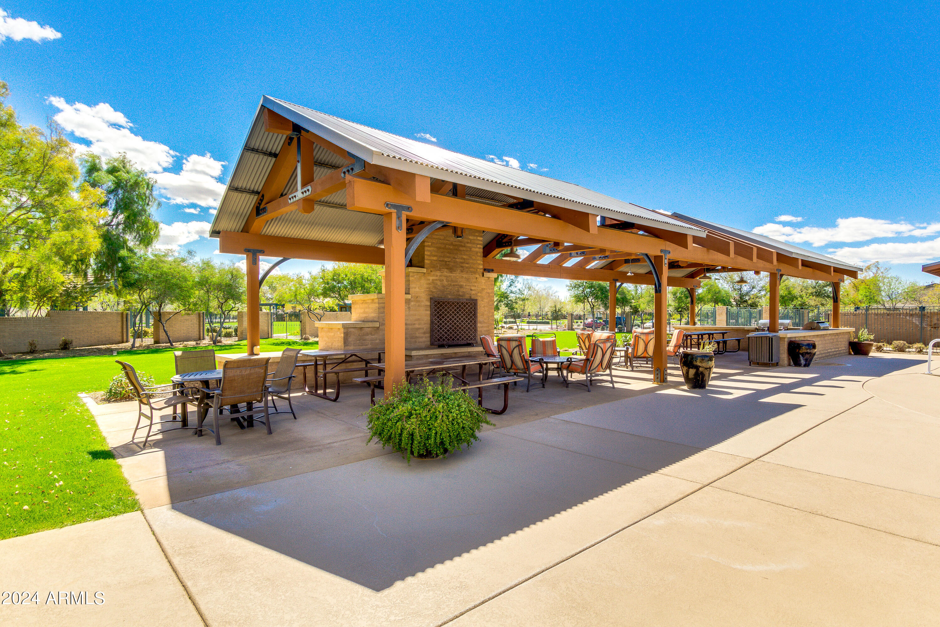 14627 W LARKSPUR Drive