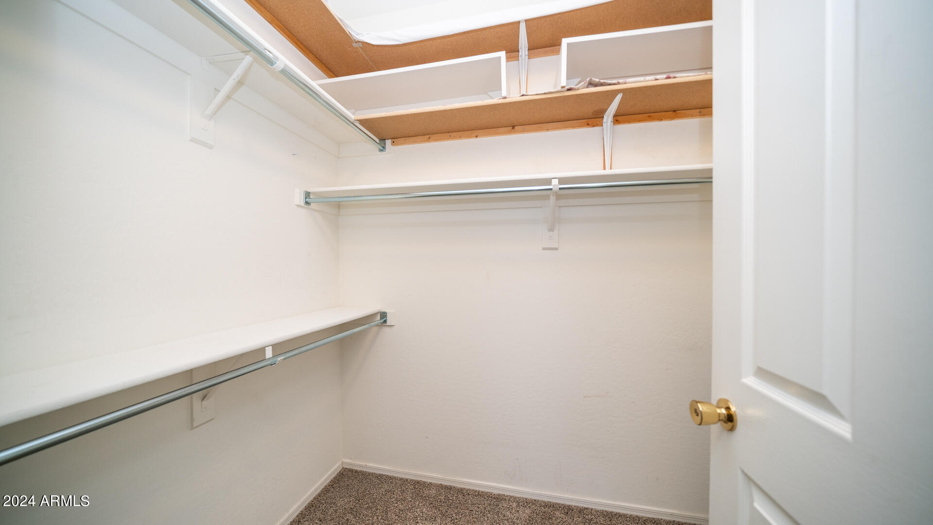 1445 W WAGON WHEEL Road