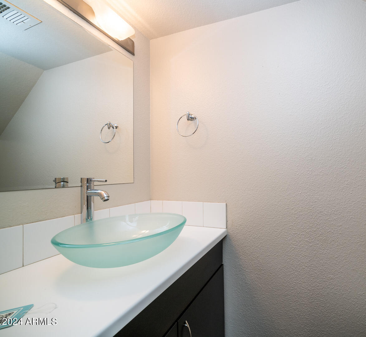 11011 N 92ND Street, 1018