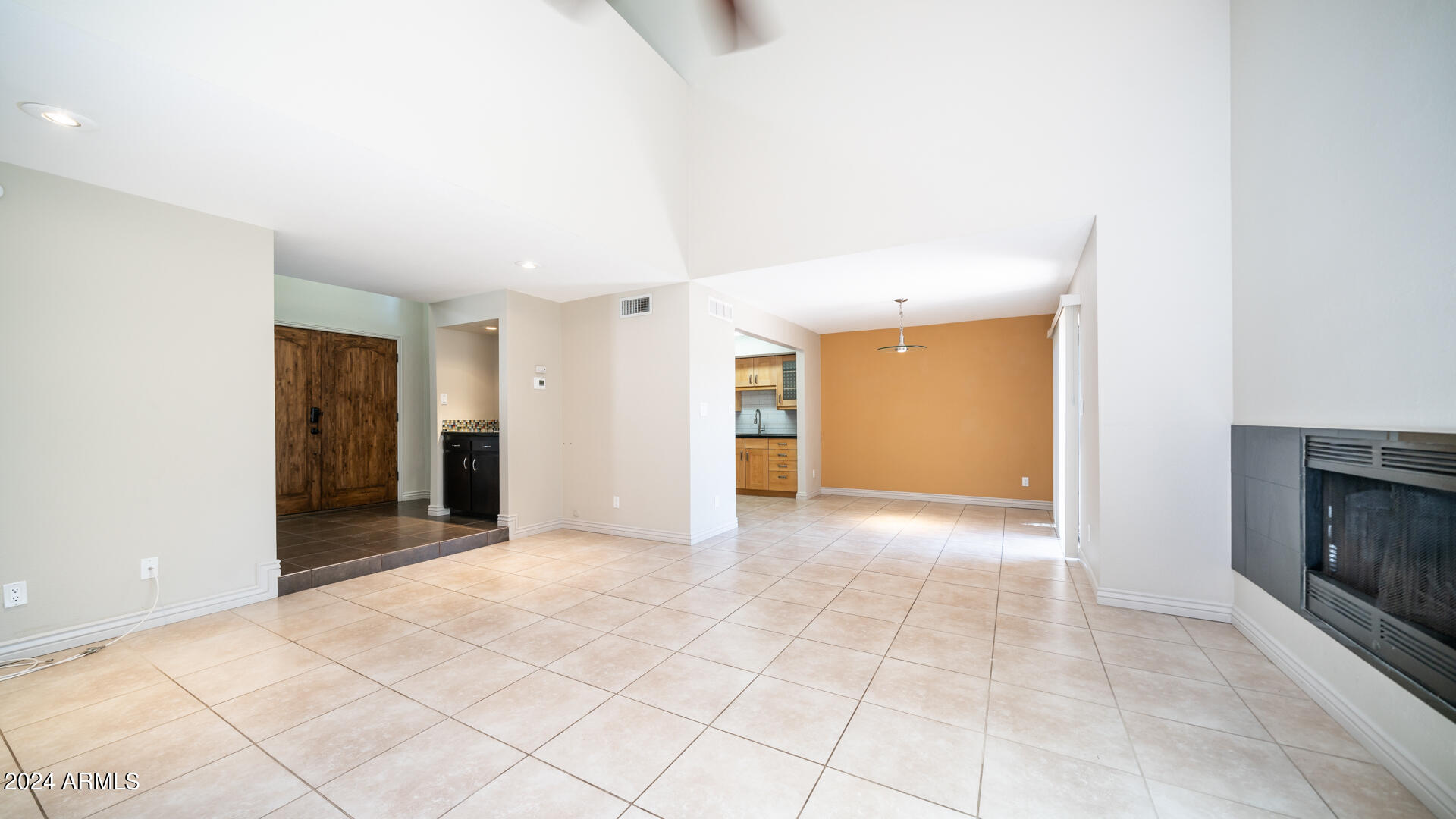 11011 N 92ND Street, 1018