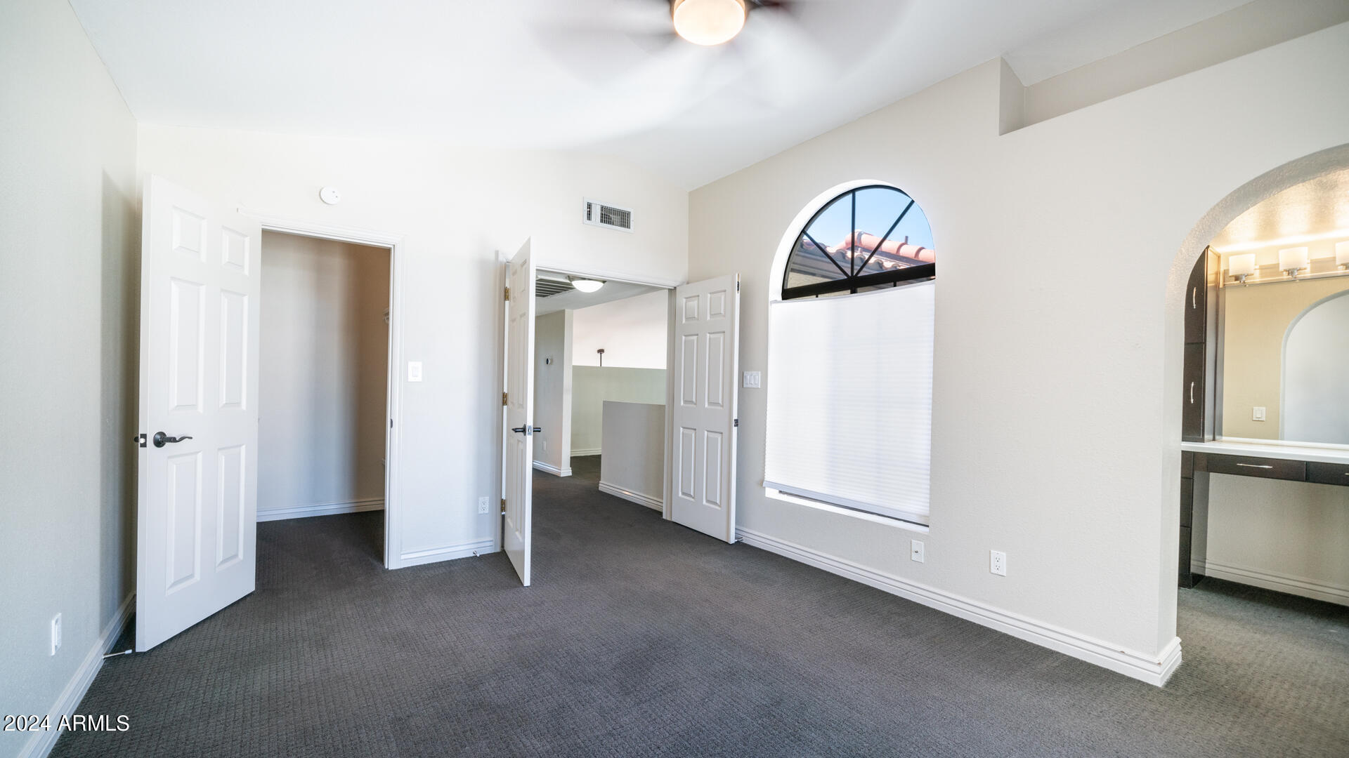 11011 N 92ND Street, 1018