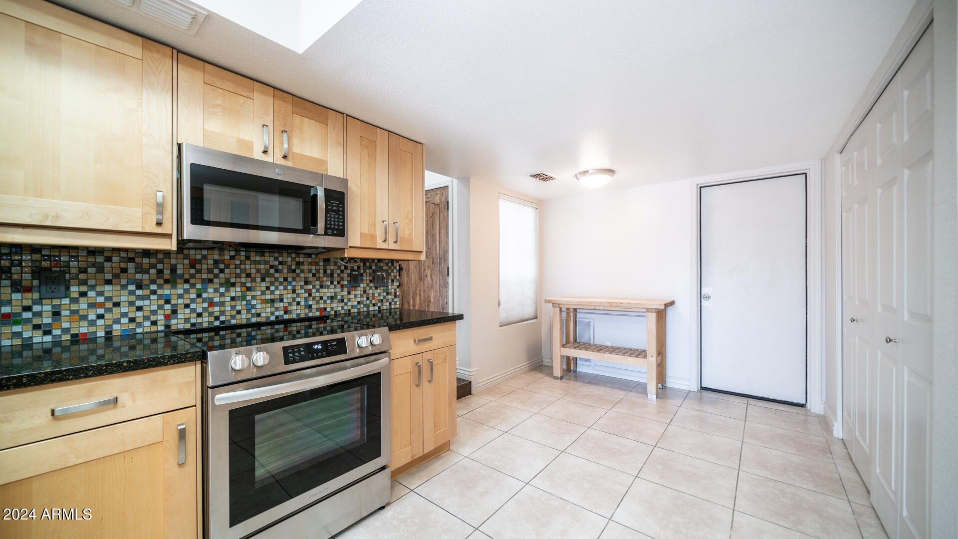 11011 N 92ND Street, 1018