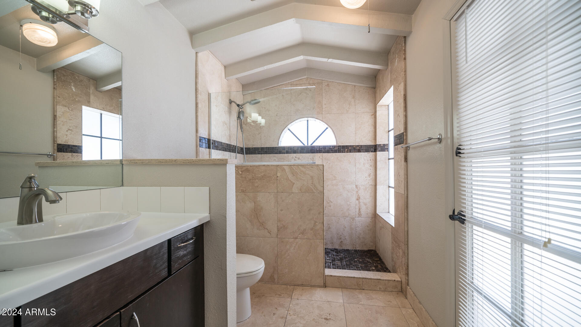 11011 N 92ND Street, 1018