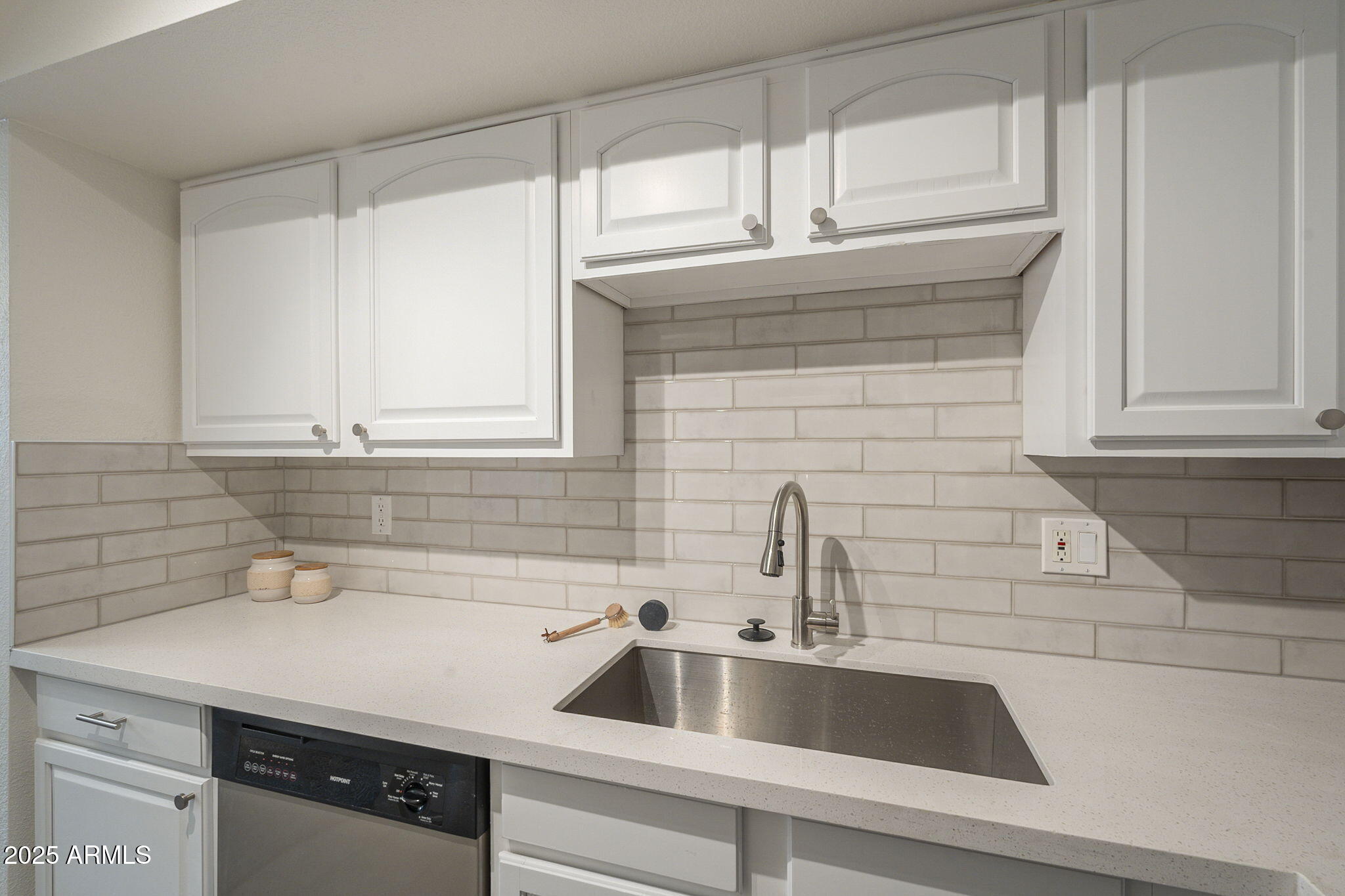 3420 W DANBURY Drive, C216