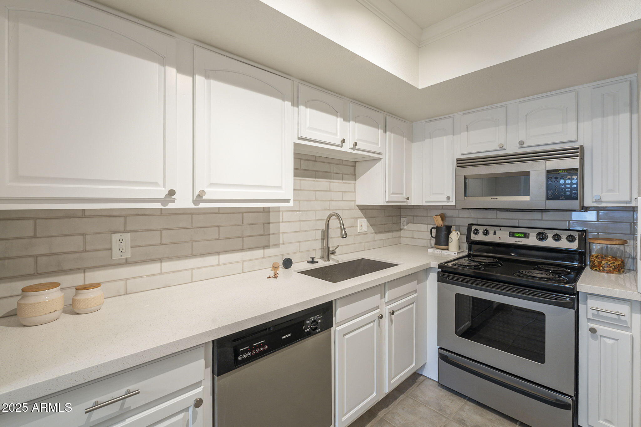 3420 W DANBURY Drive, C216