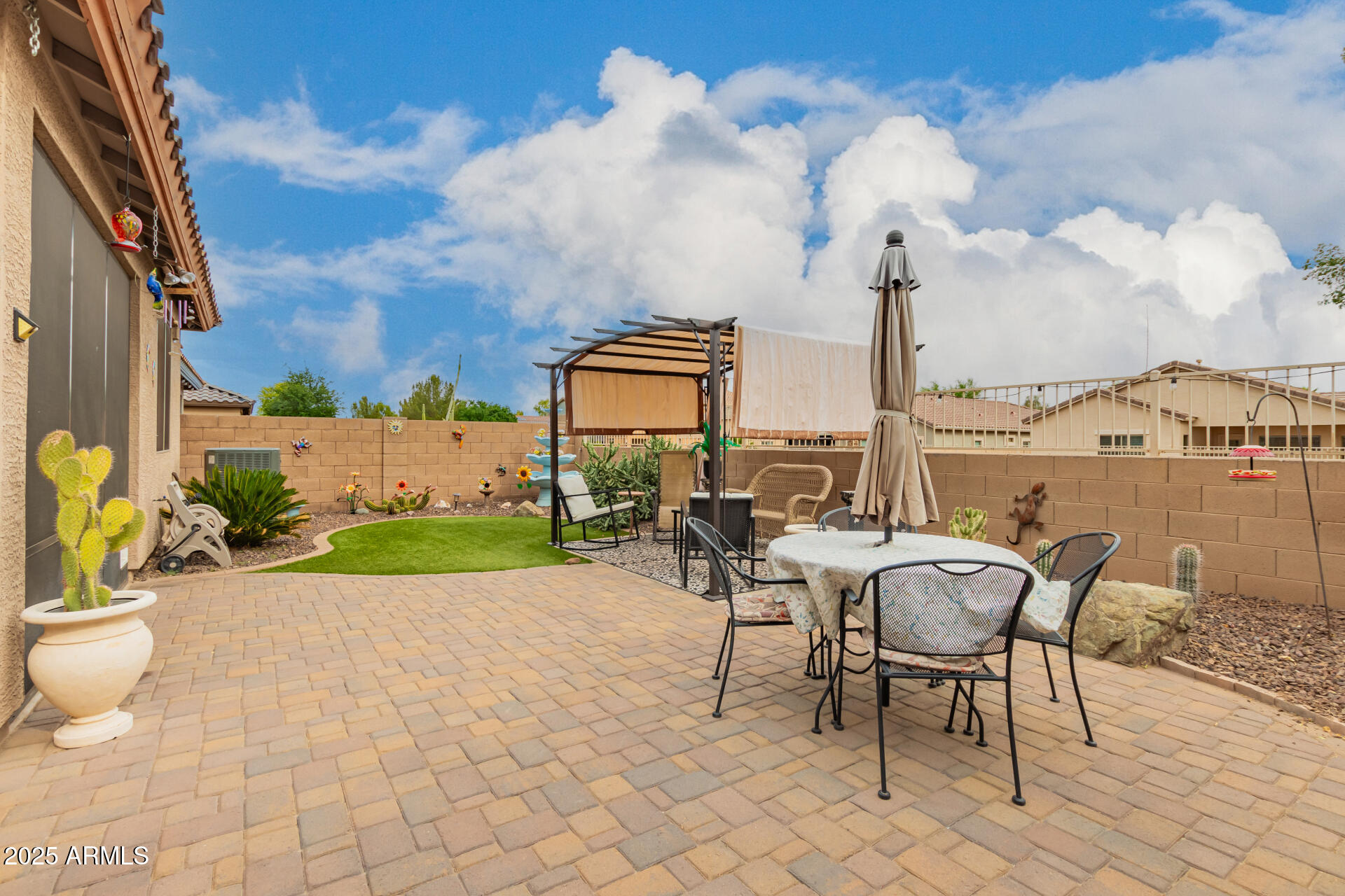 17797 W STATLER Drive