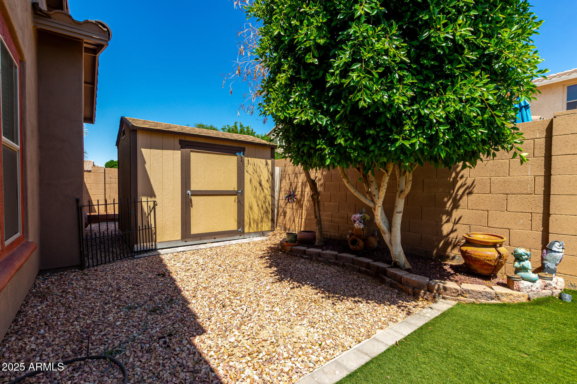 15416 W VALENTINE Street