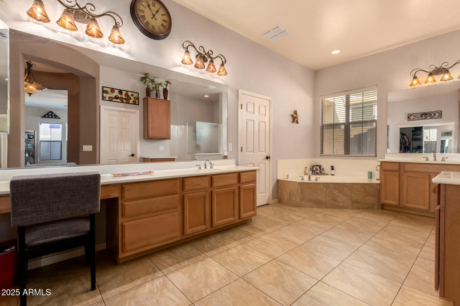 15416 W VALENTINE Street