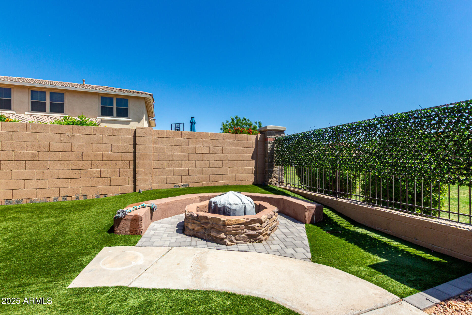 15416 W VALENTINE Street