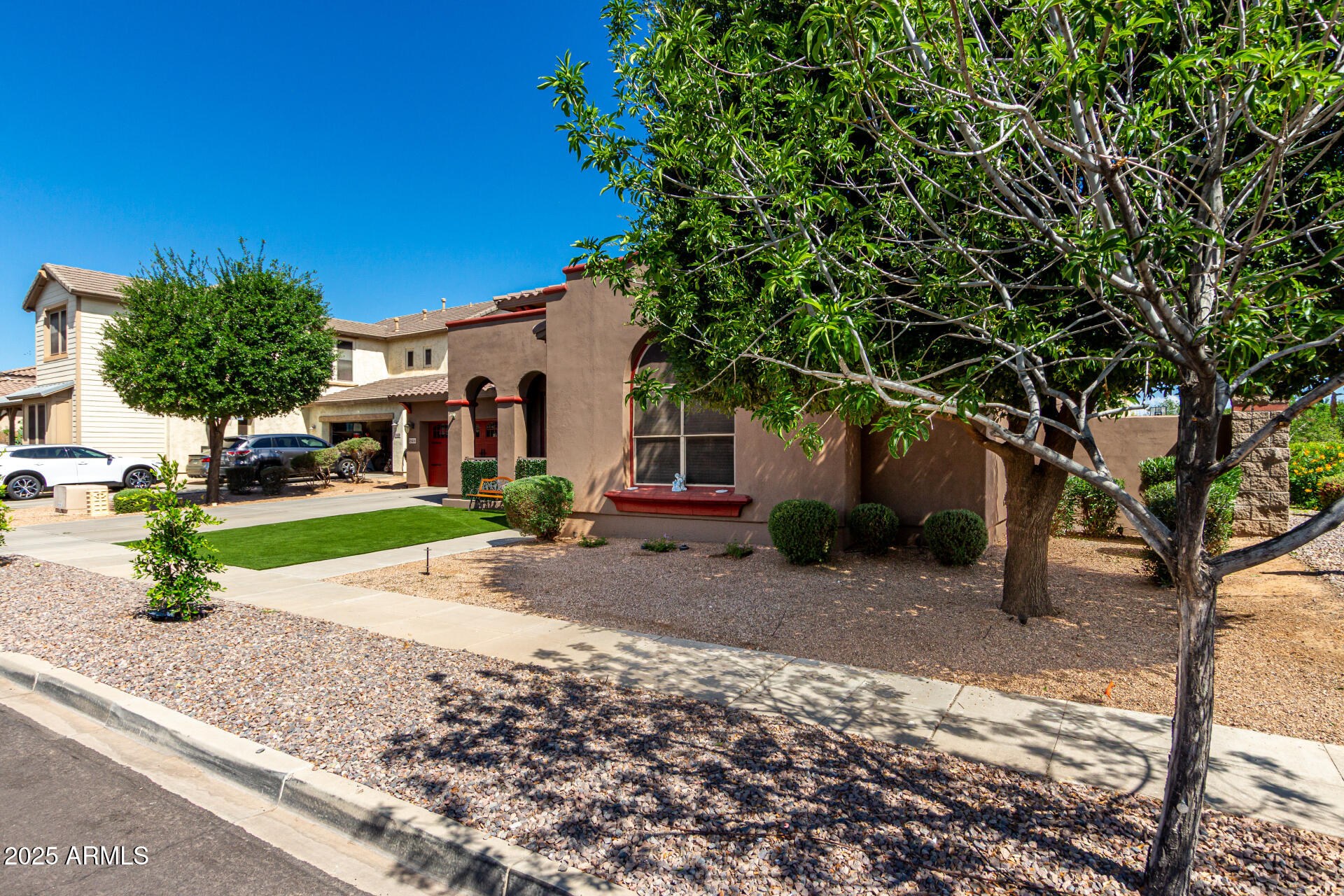 15416 W VALENTINE Street