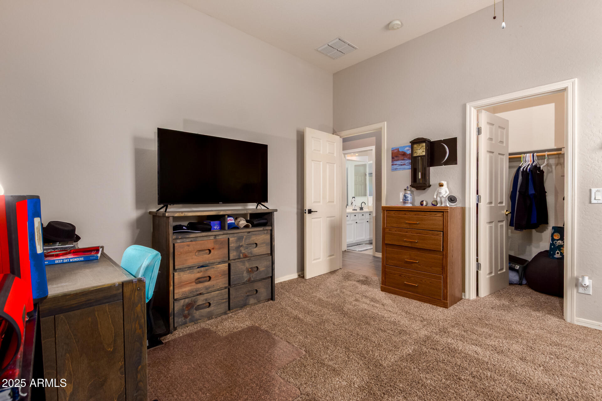 15416 W VALENTINE Street