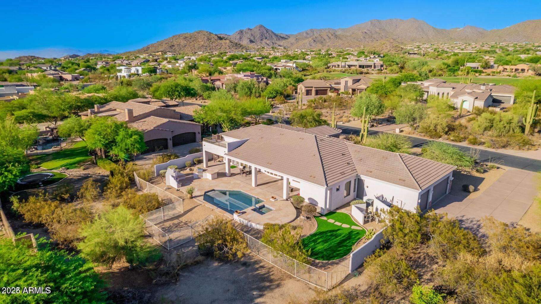 3946 N PINNACLE HILLS Circle