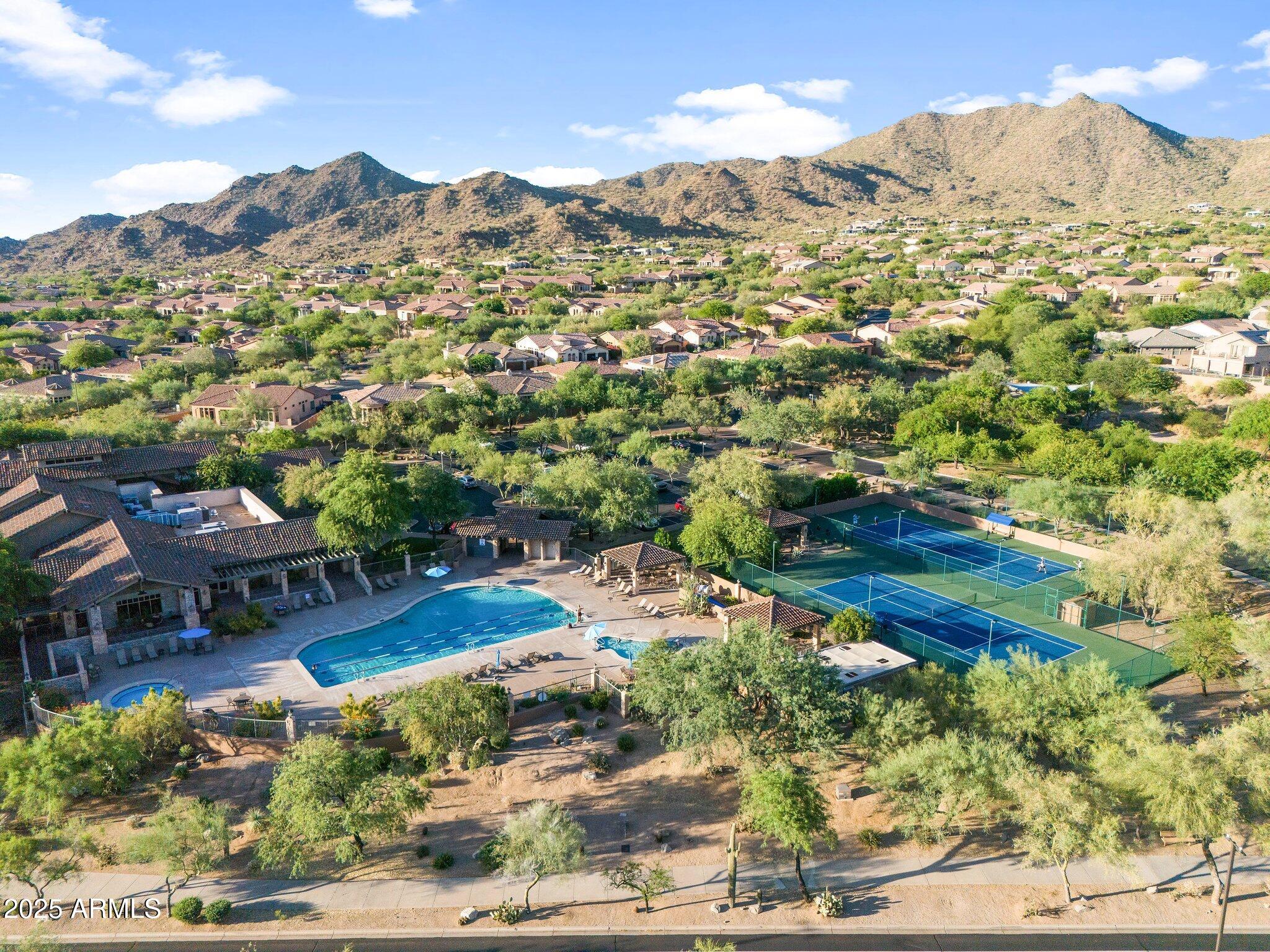 3946 N PINNACLE HILLS Circle