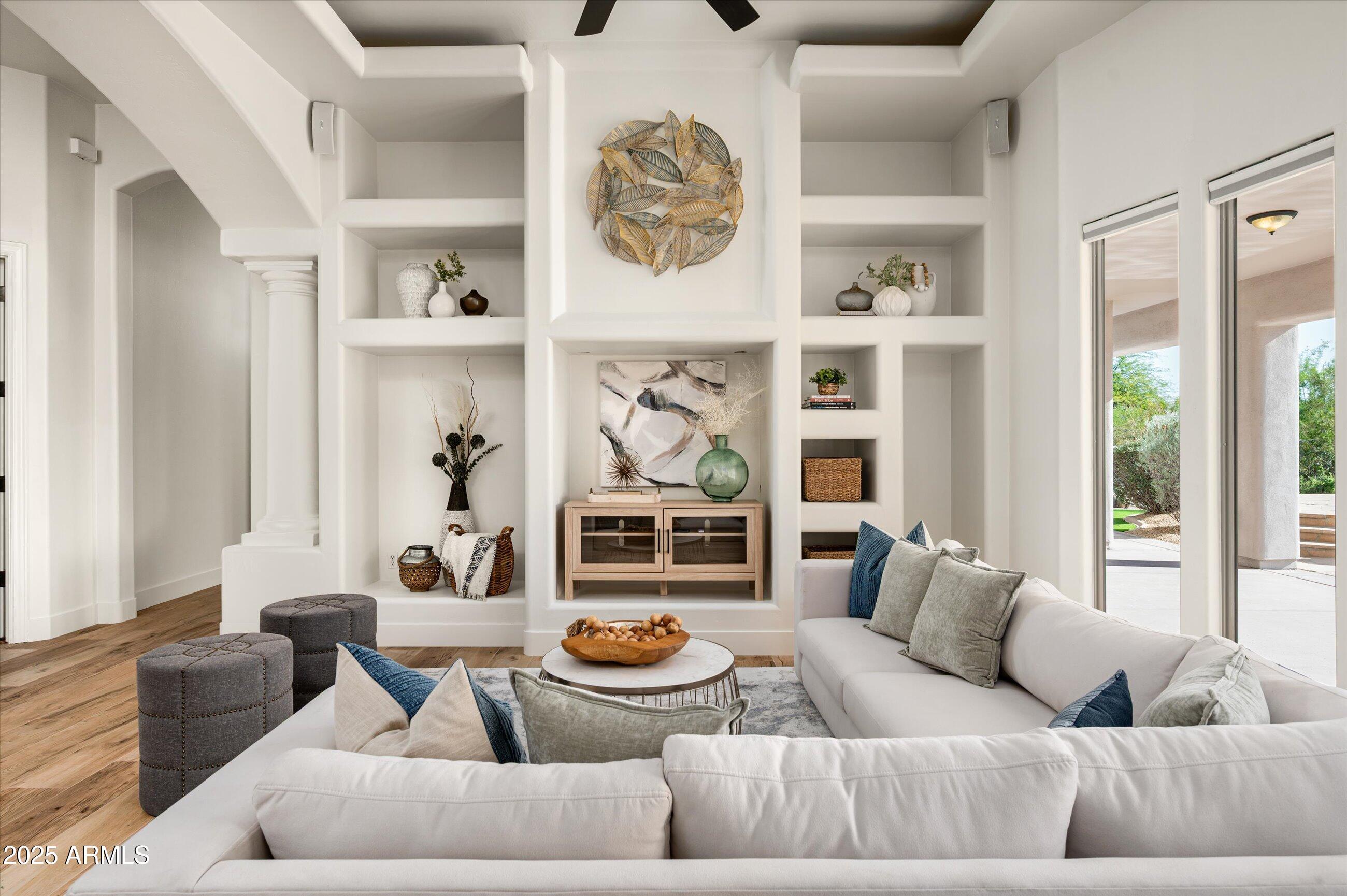 3946 N PINNACLE HILLS Circle