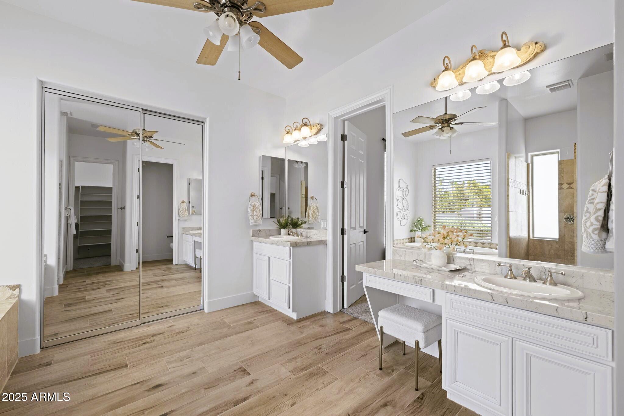 3946 N PINNACLE HILLS Circle