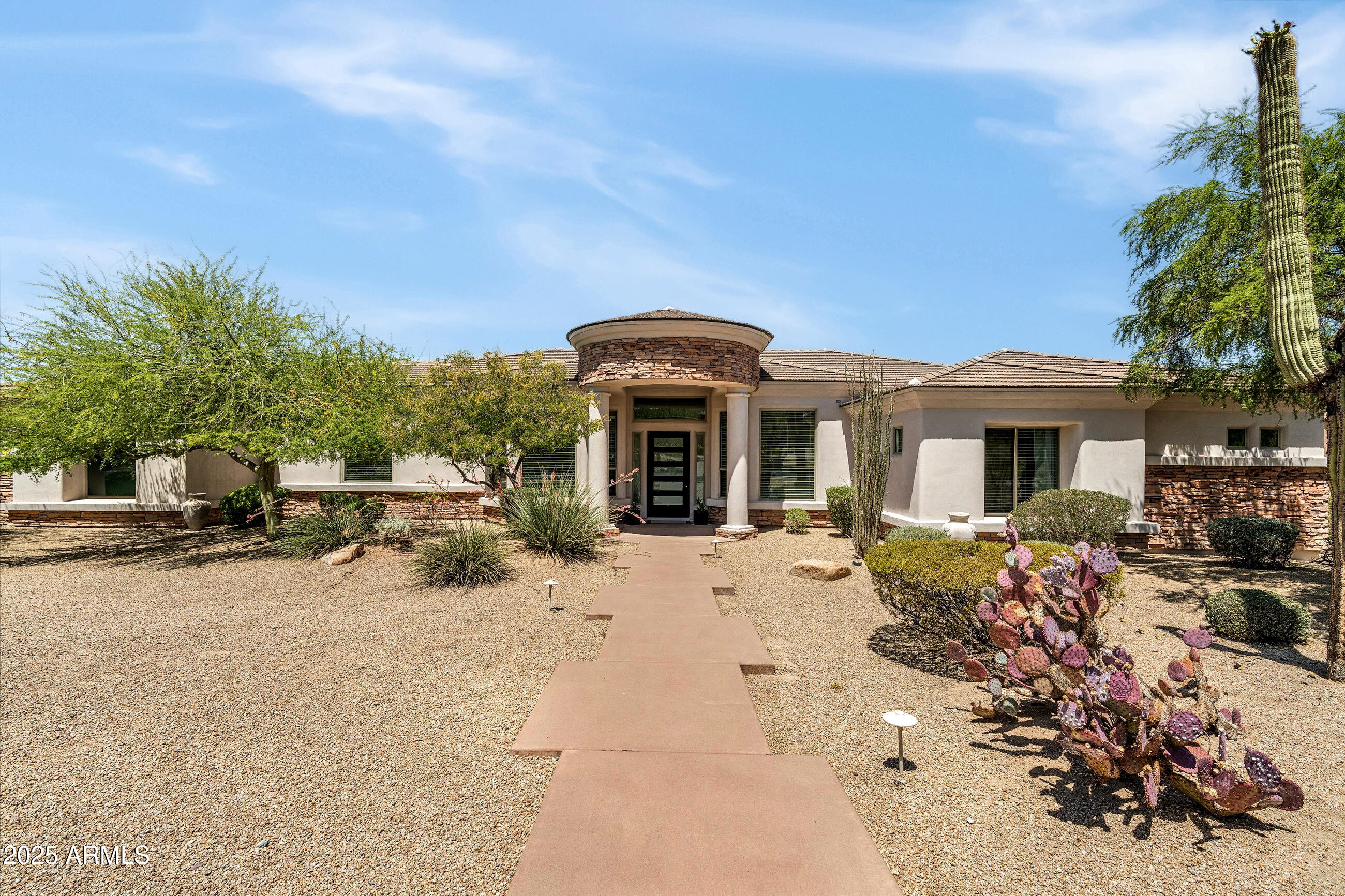 3946 N PINNACLE HILLS Circle