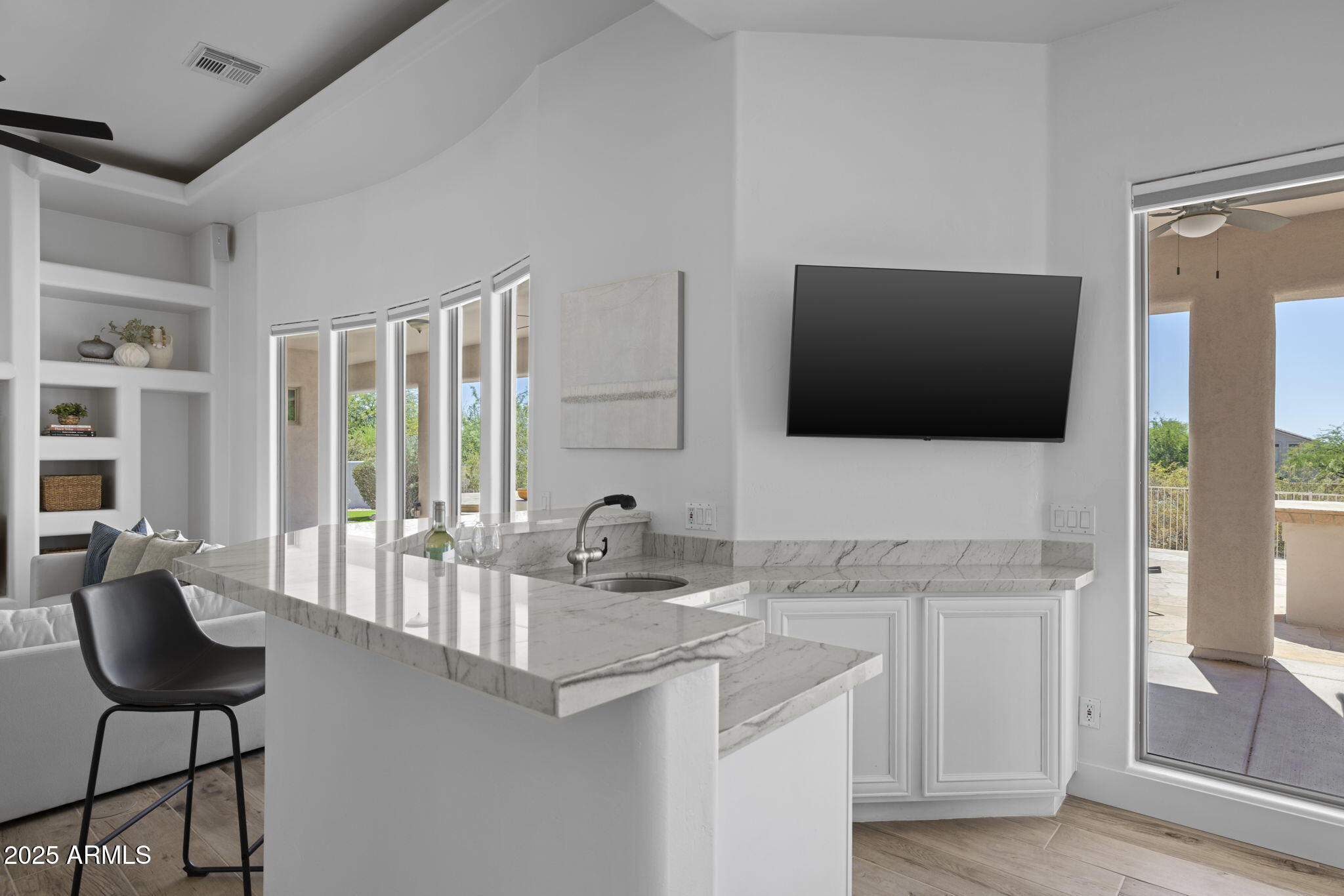 3946 N PINNACLE HILLS Circle