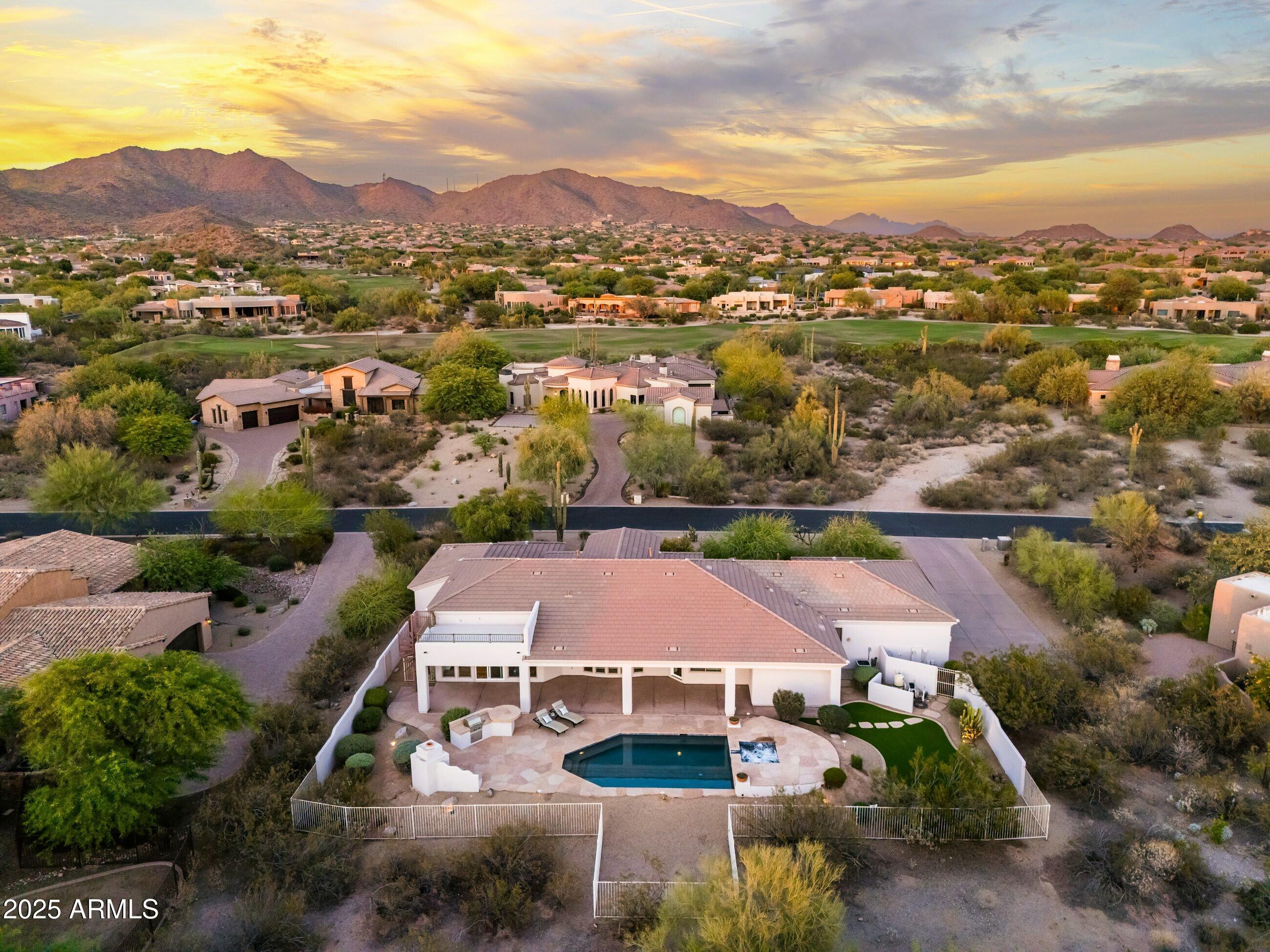 3946 N PINNACLE HILLS Circle