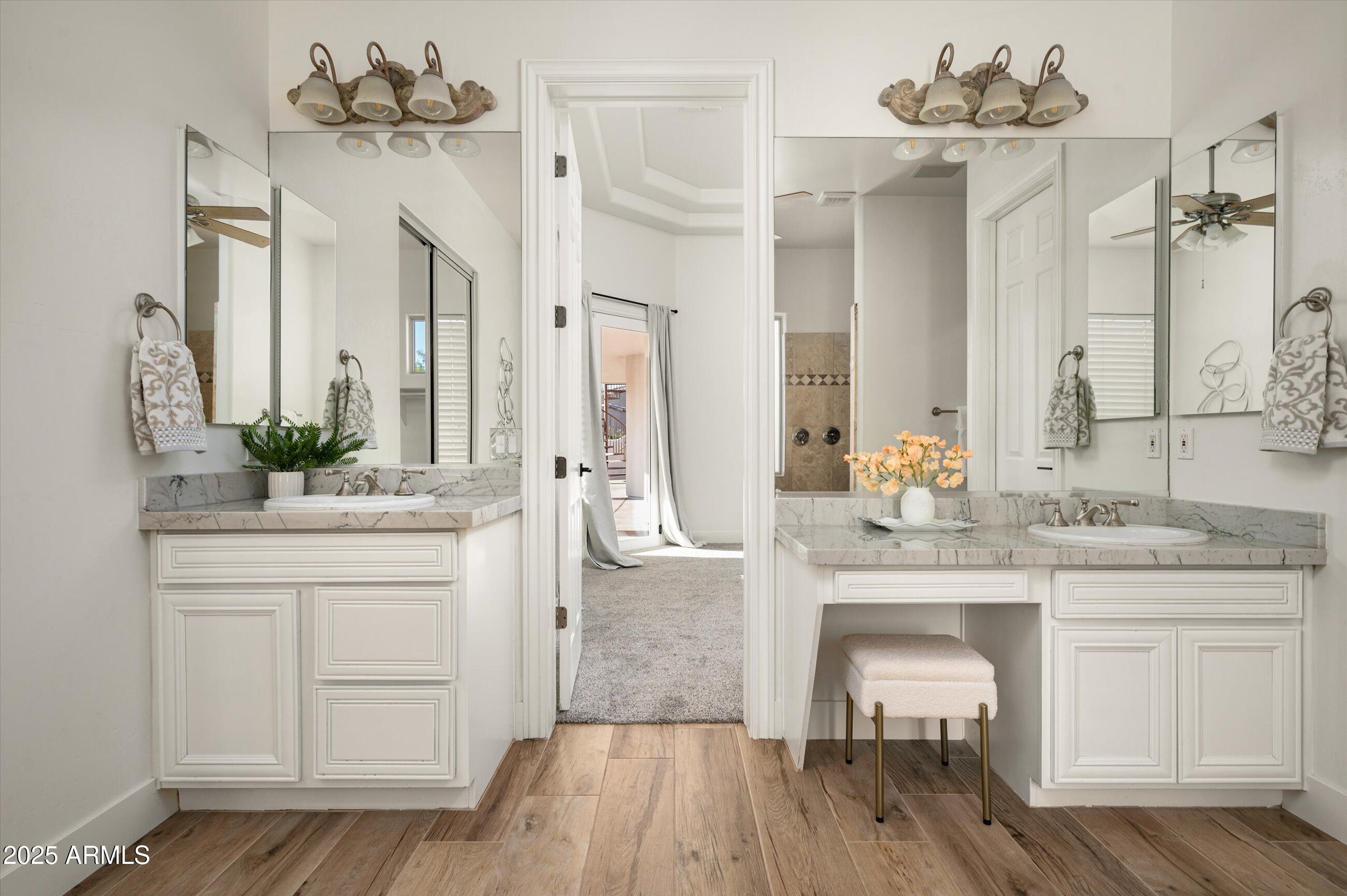 3946 N PINNACLE HILLS Circle