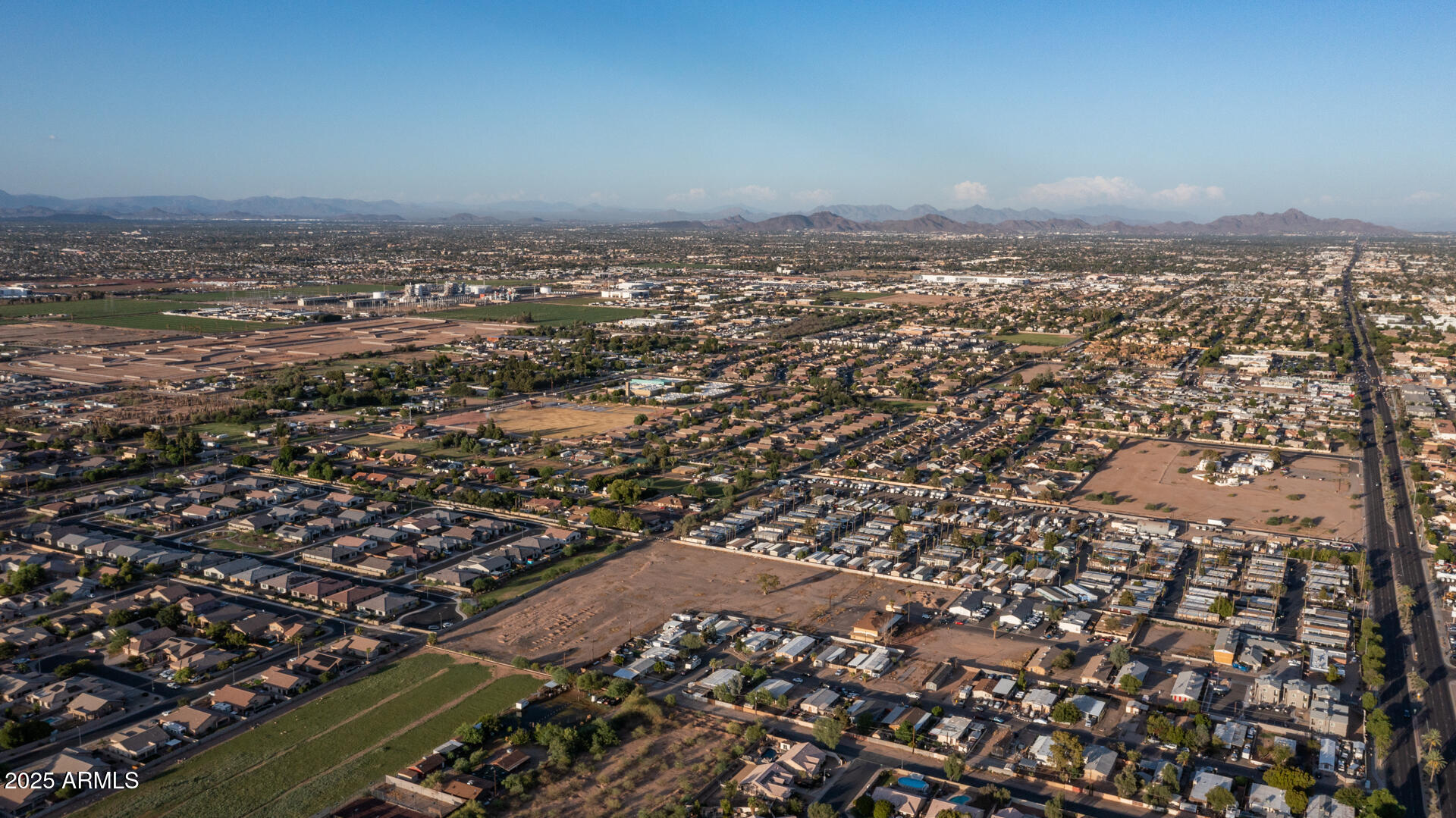 8022 W NORTHVIEW Avenue