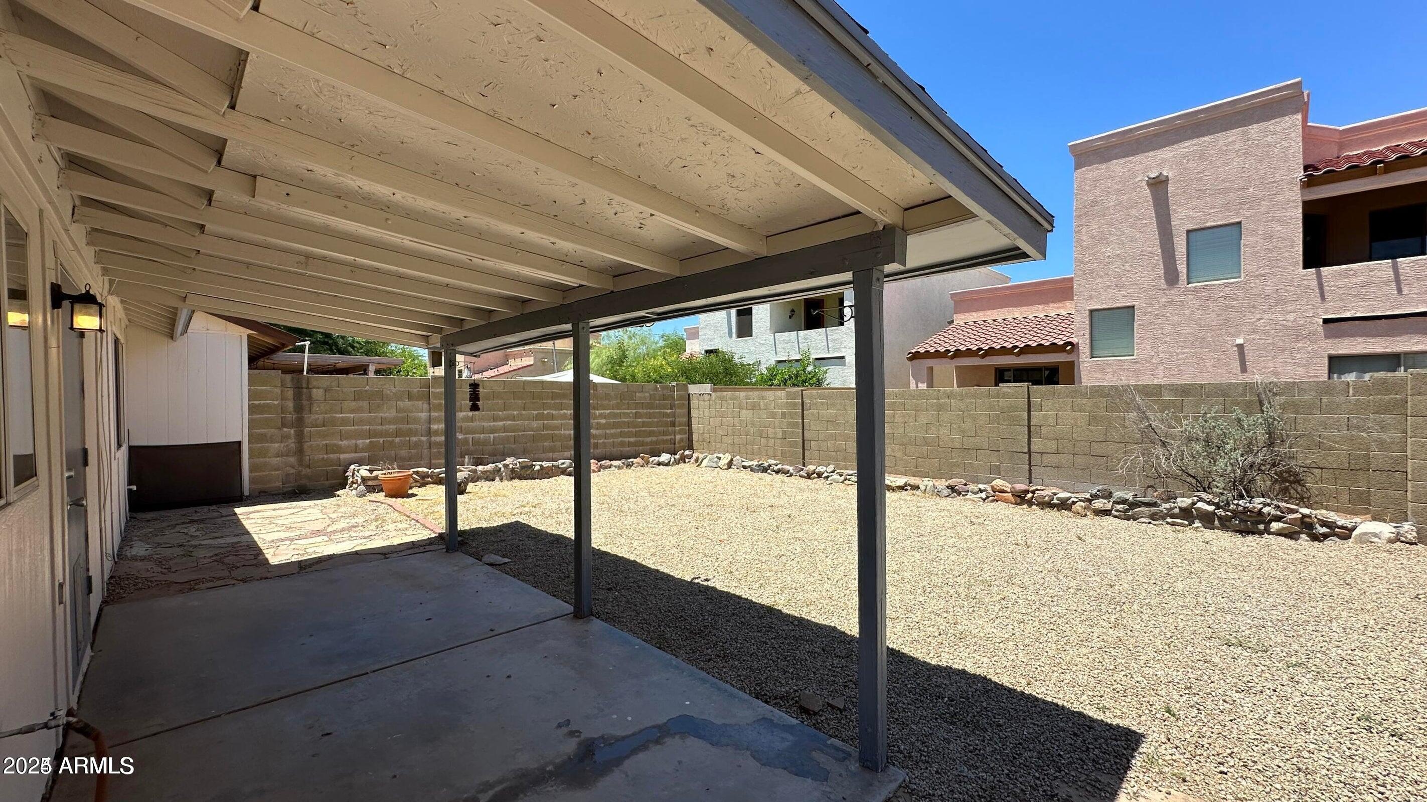 1614 E SANDRA Terrace