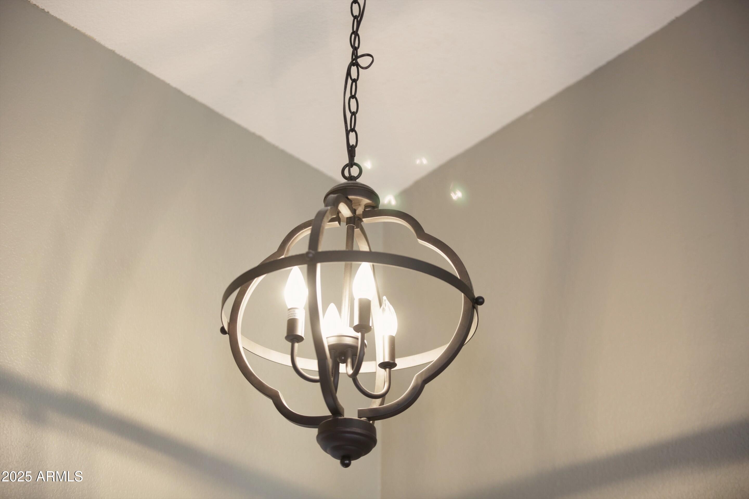 7054 W PONTIAC Drive