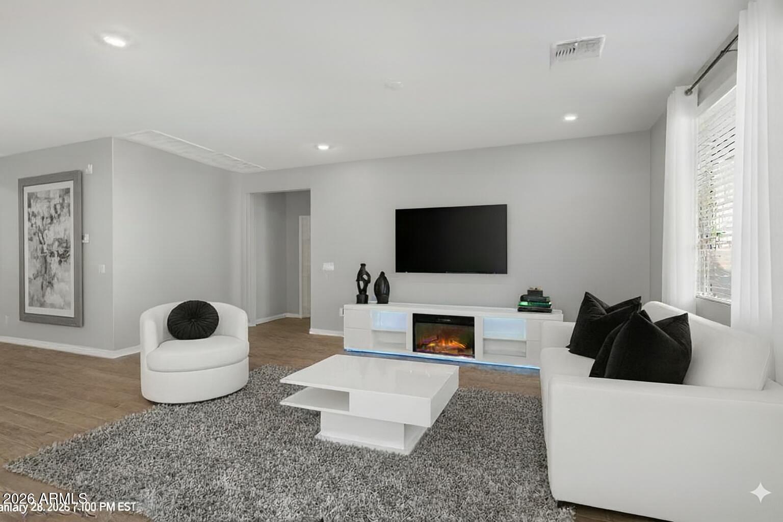 18372 W VILLA CHULA Lane