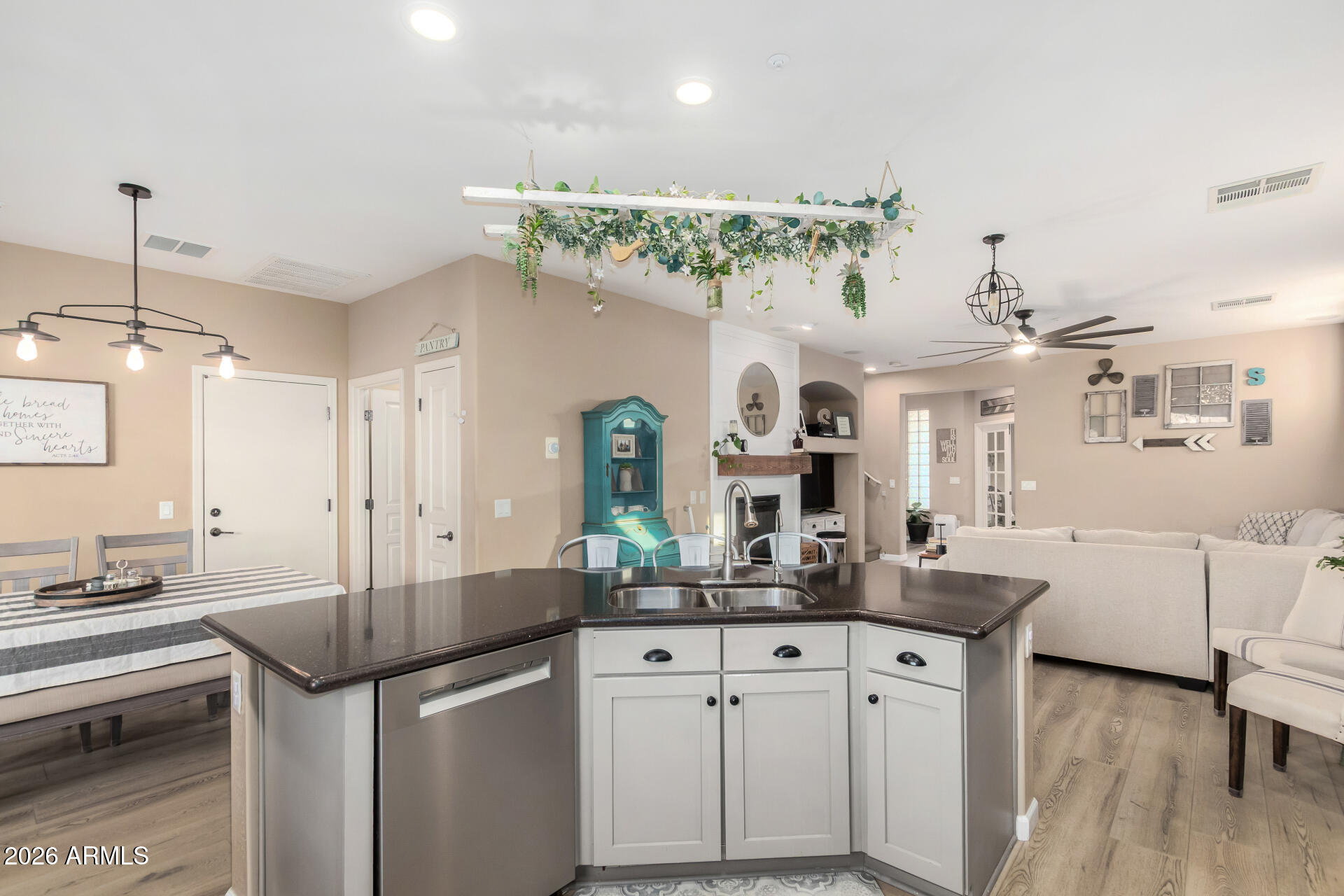 7316 W MONTGOMERY Road