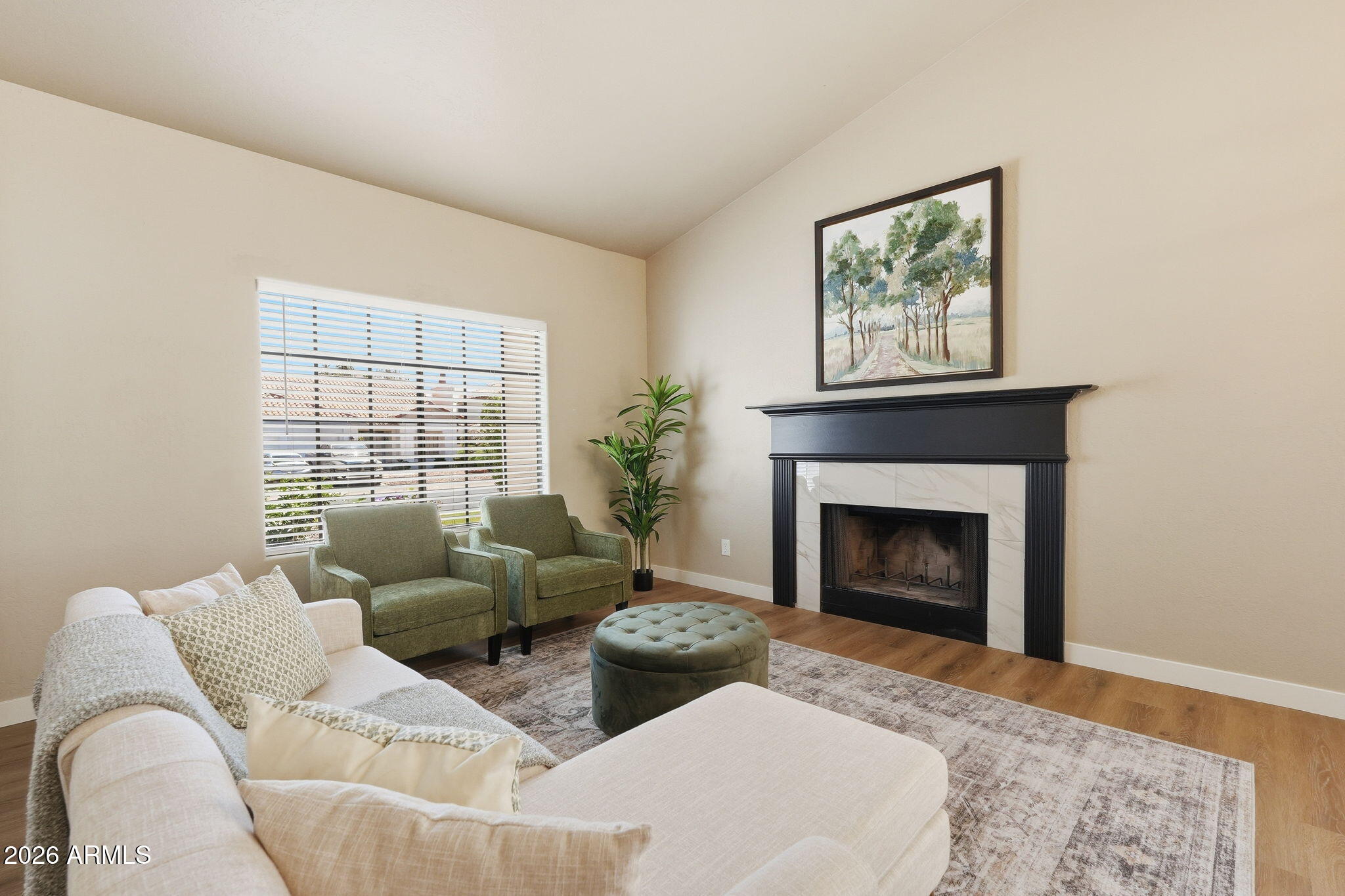 5322 W WETHERSFIELD Drive